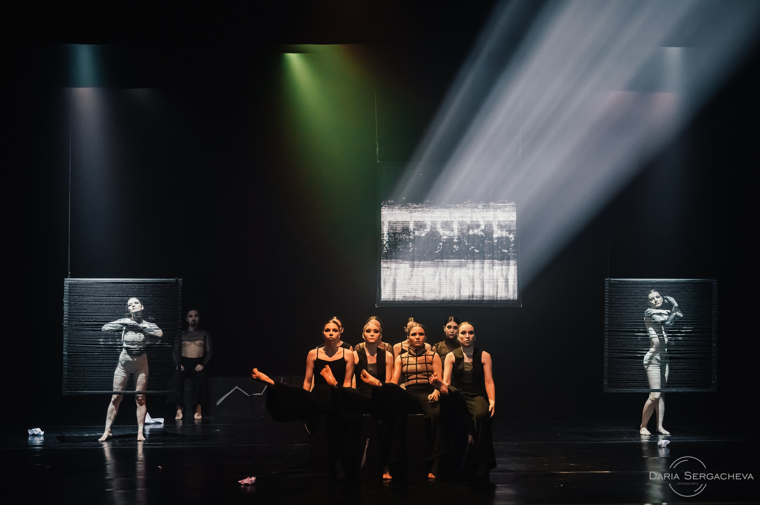 Спектакль «Безморье». Художник по свету Максим Сергачев