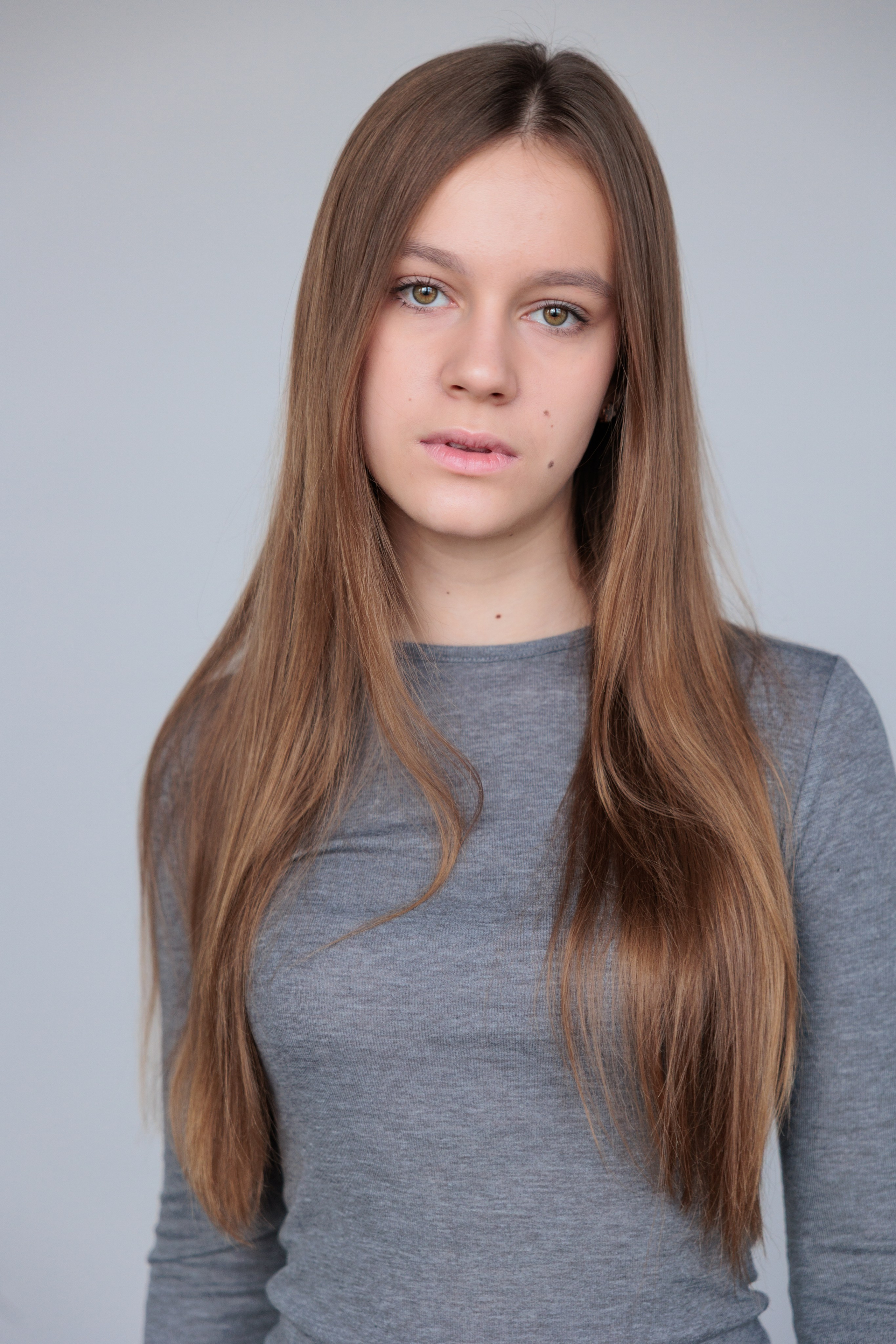 ПОЛИНА. Я фотограф из Москвы к Вашим услугам