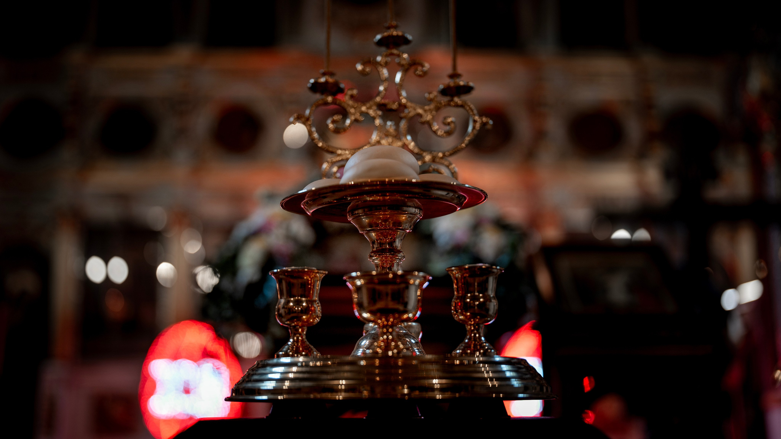 БОГОСЛУЖЕНИЯ. Фотограф Елена Лунева