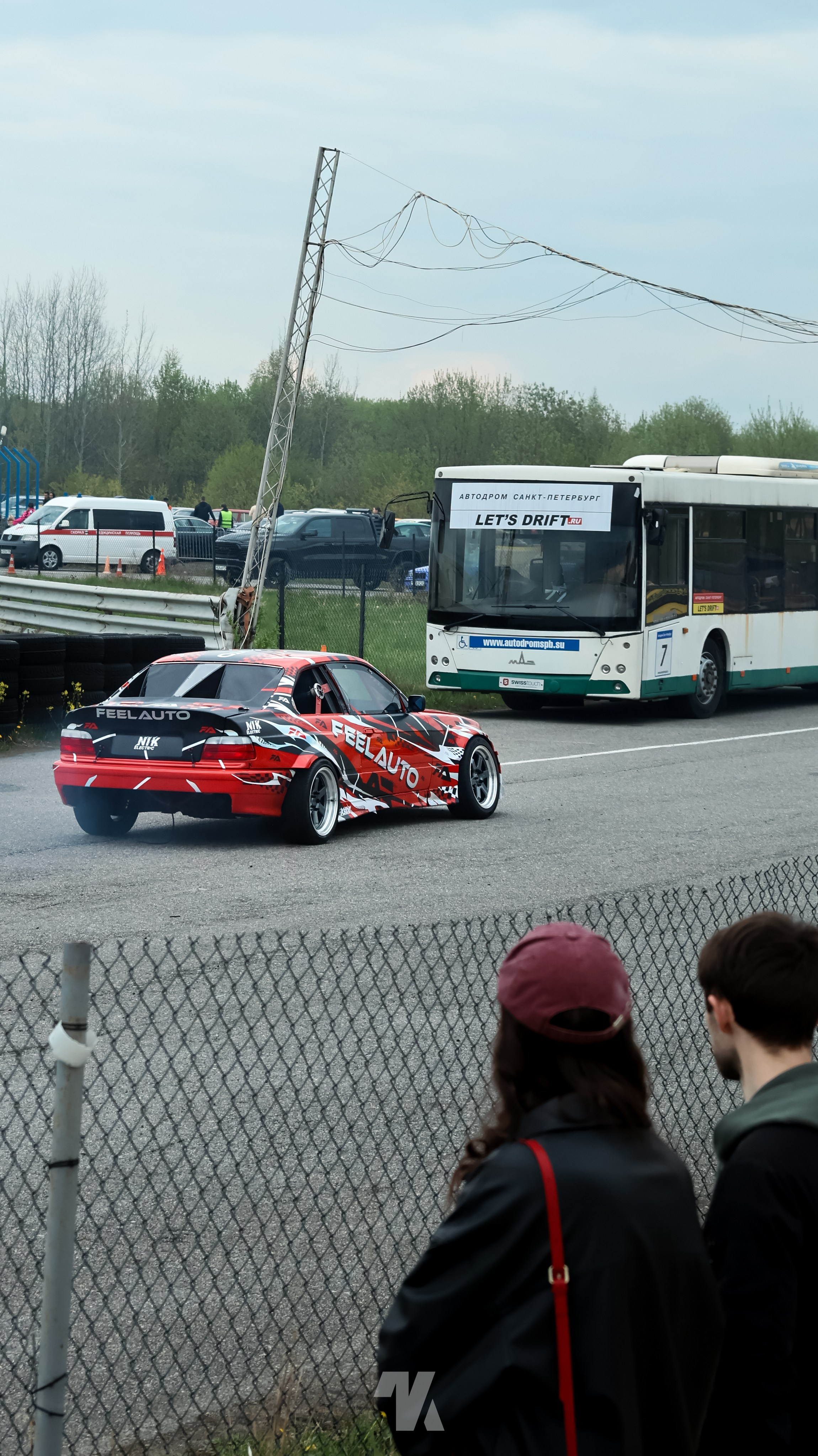 Let's Drift. Photo-nk