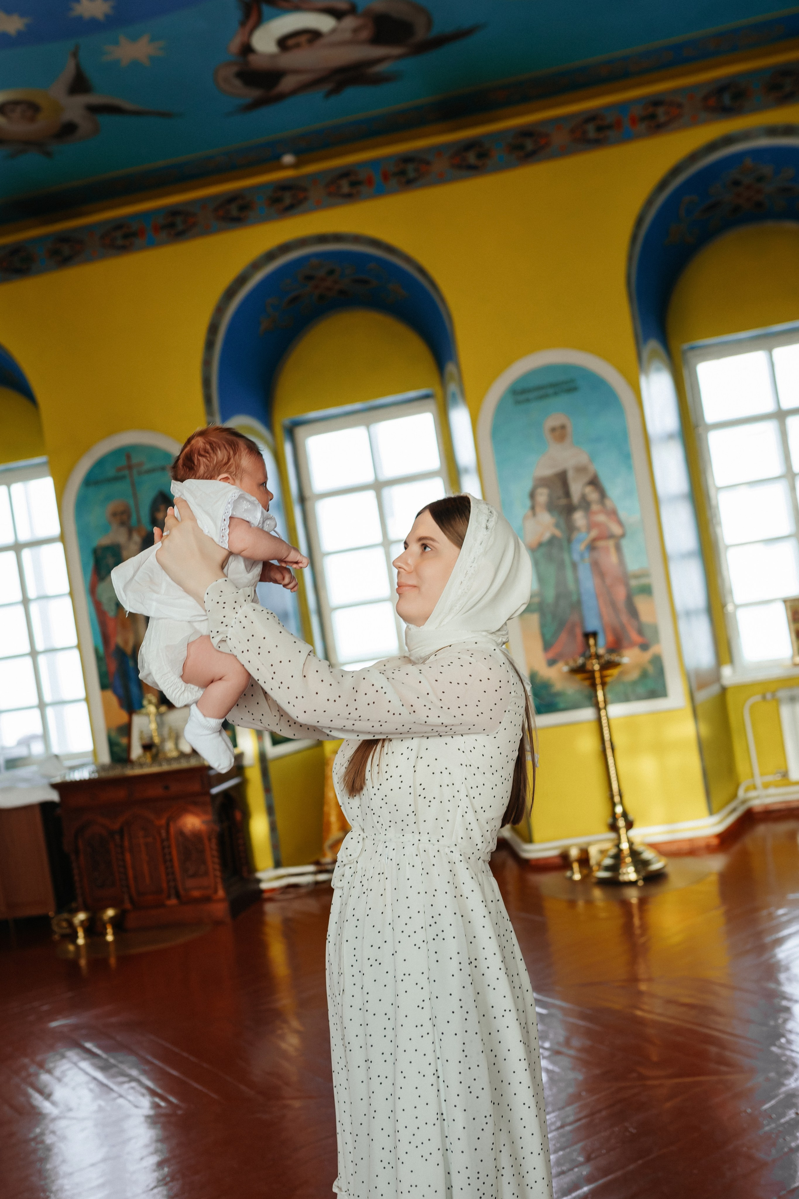 Фотосъемка крещения. Фотограф Ким Наталья в Красноярске