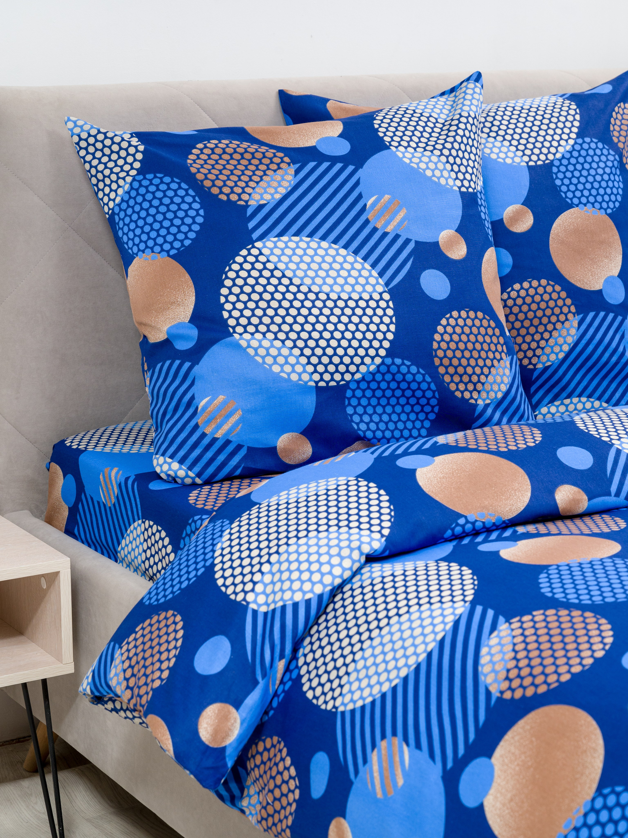 Съемка в студии «Изюм». Фотограф для маркетплейсов в г. Иваново Клещенок Юлия