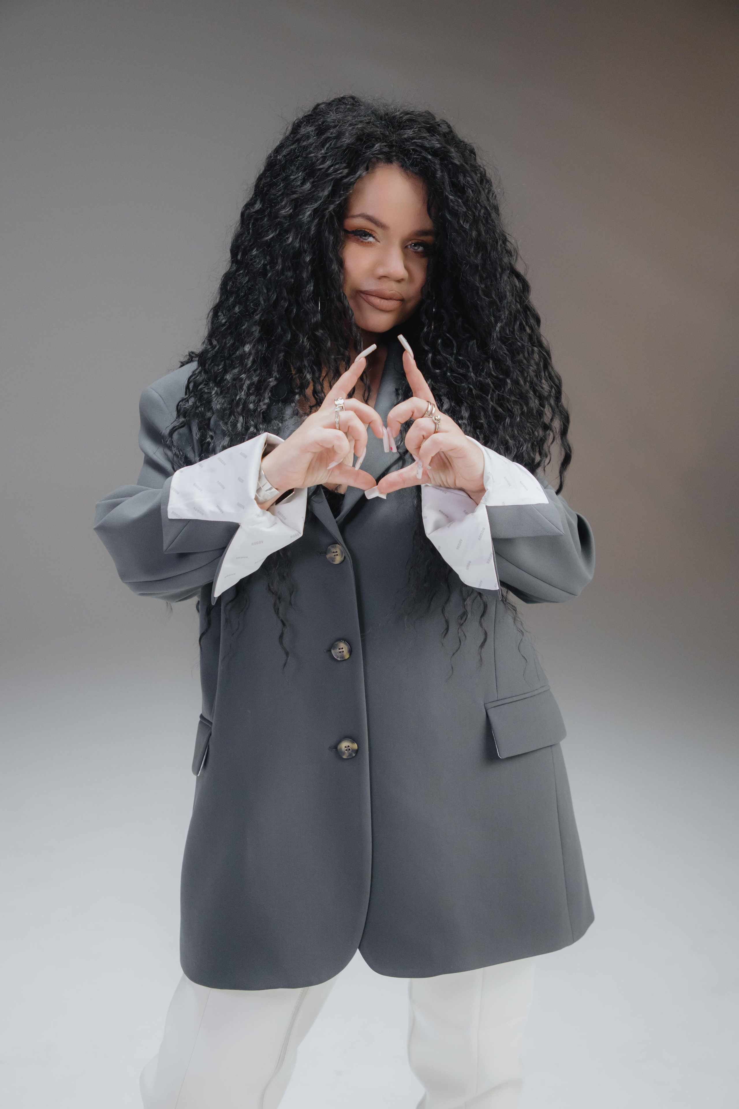 Съемка клипа Юлианны Карауловой и Бьянки. Фотограф в Москве и Санкт-Петербурге Дарина