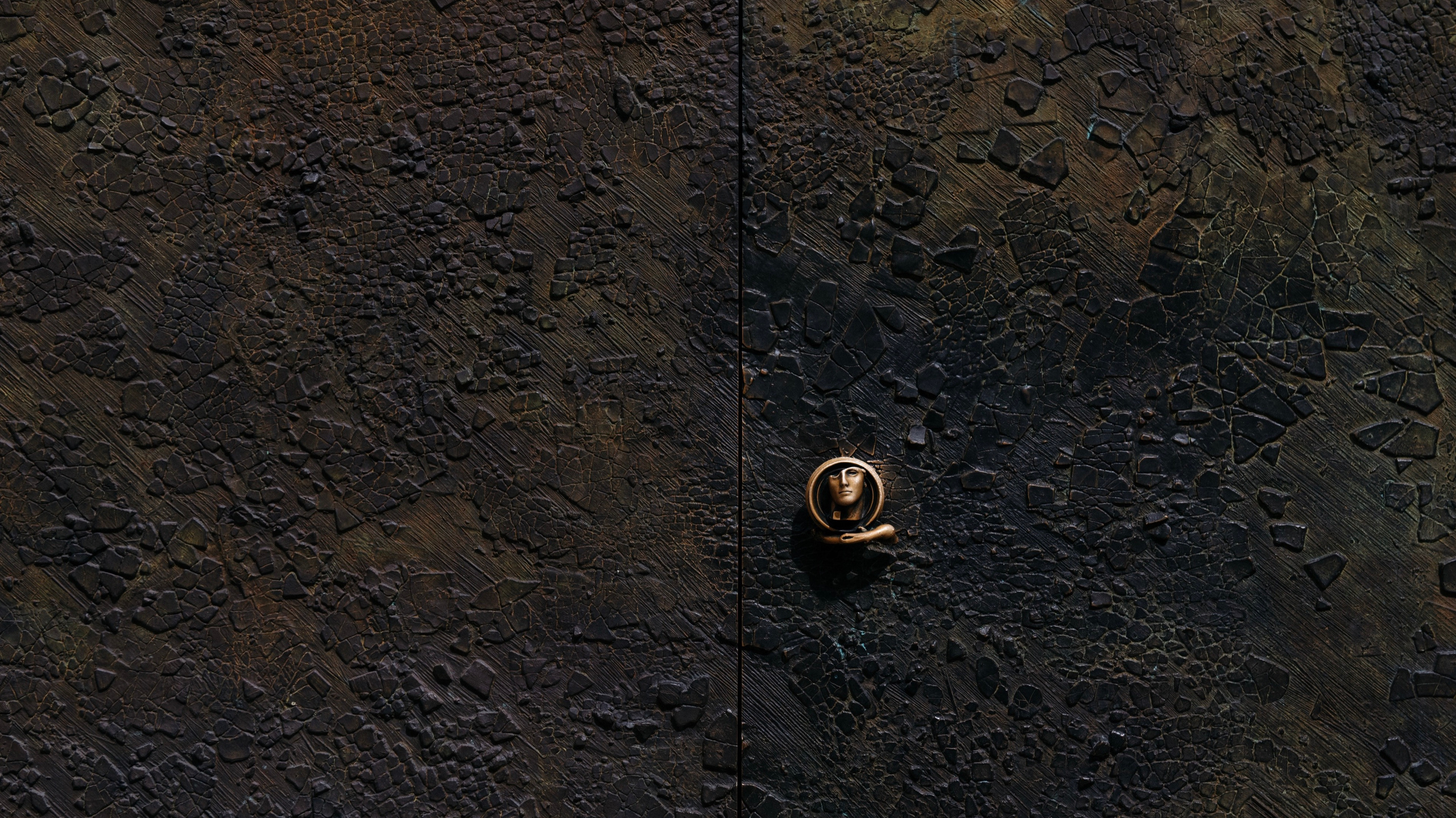 Doors. Commercial photographer | Anton Ermakov