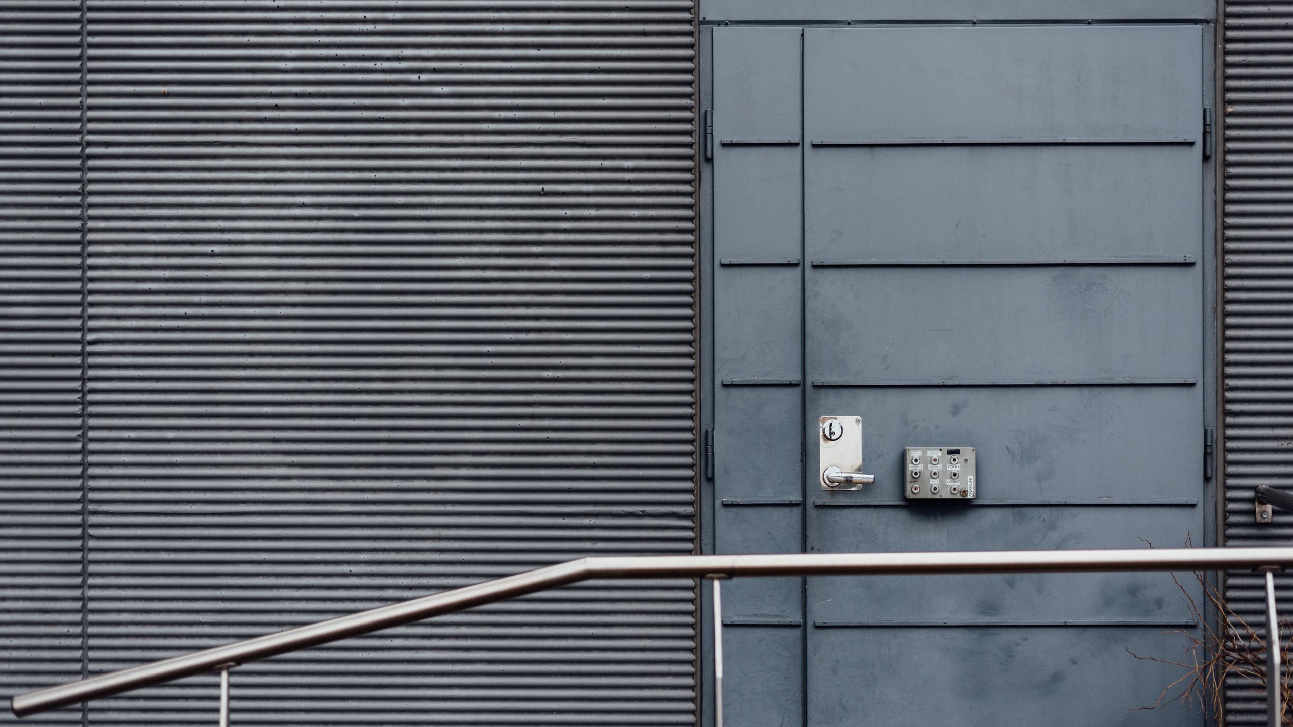 Doors. Commercial photographer | Anton Ermakov