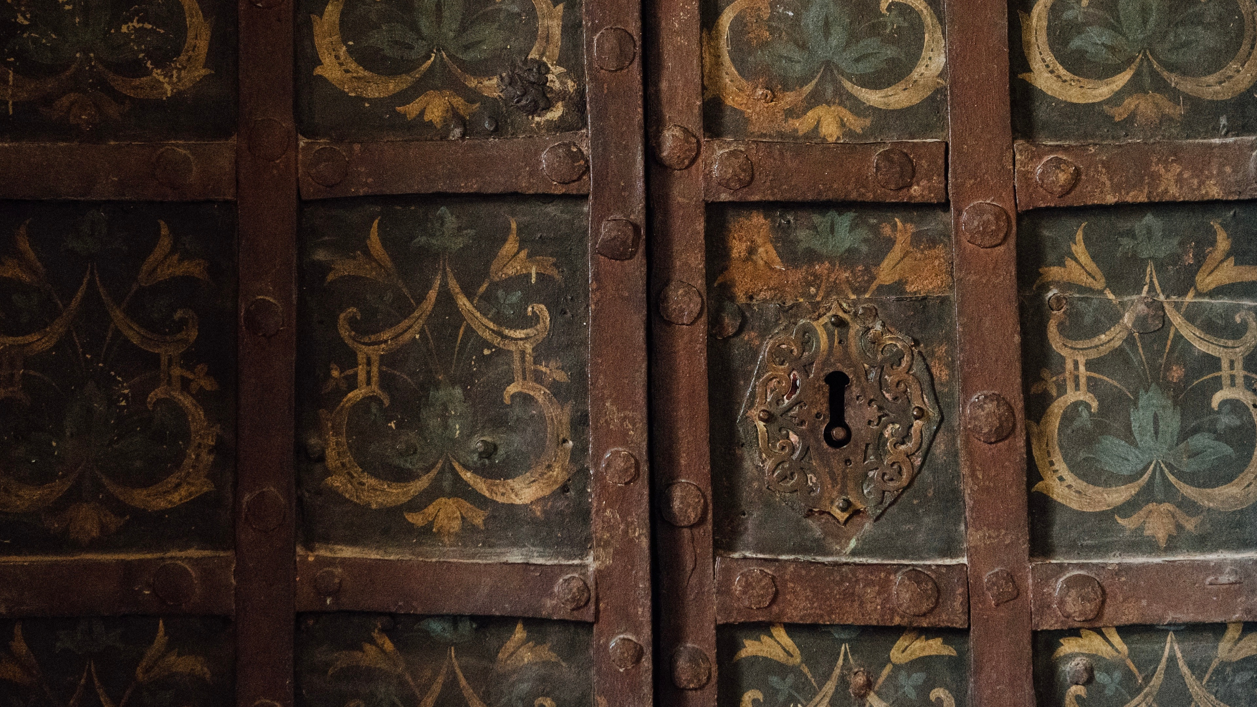 Doors. Commercial photographer | Anton Ermakov