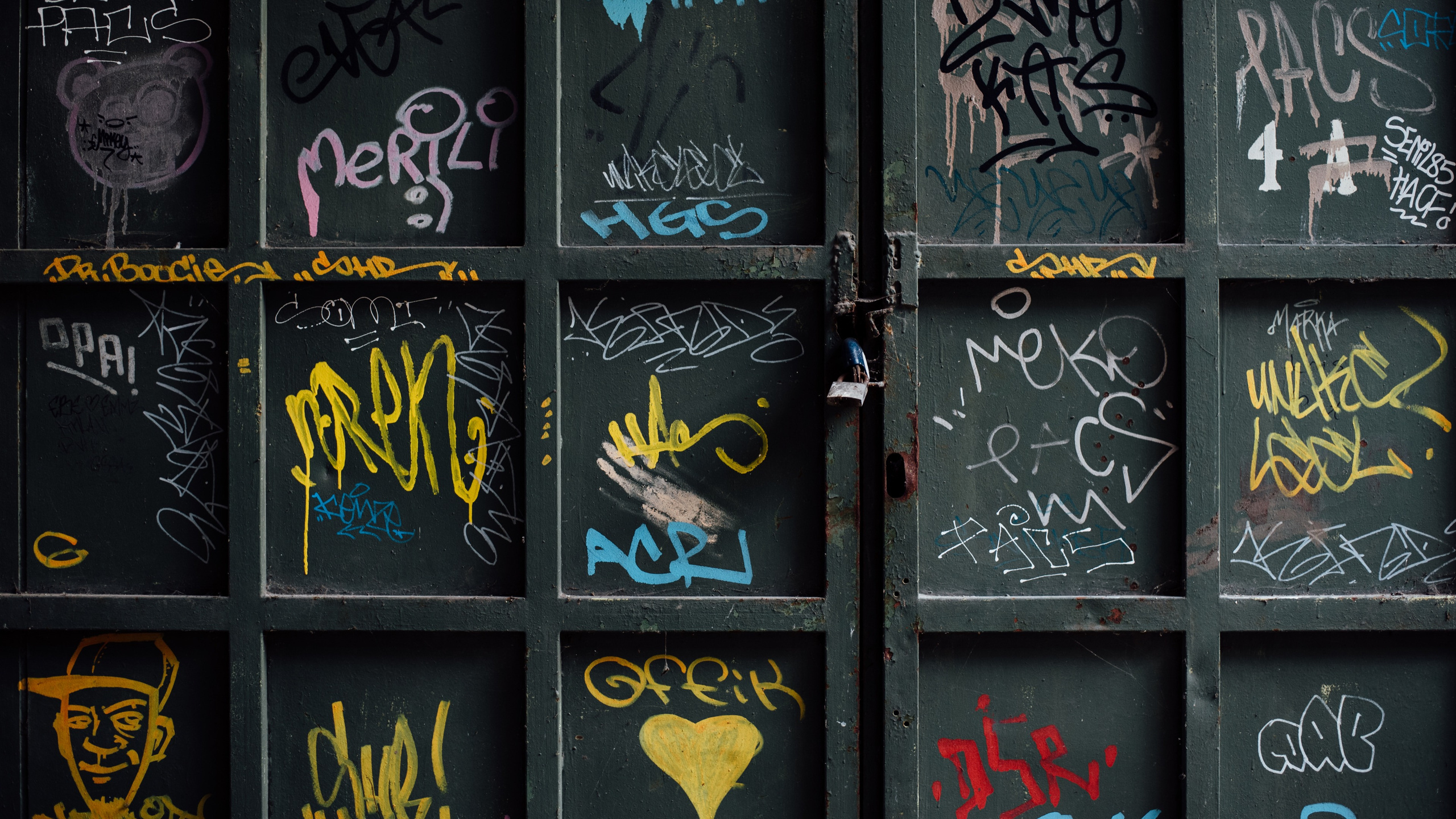 Doors. Commercial photographer | Anton Ermakov