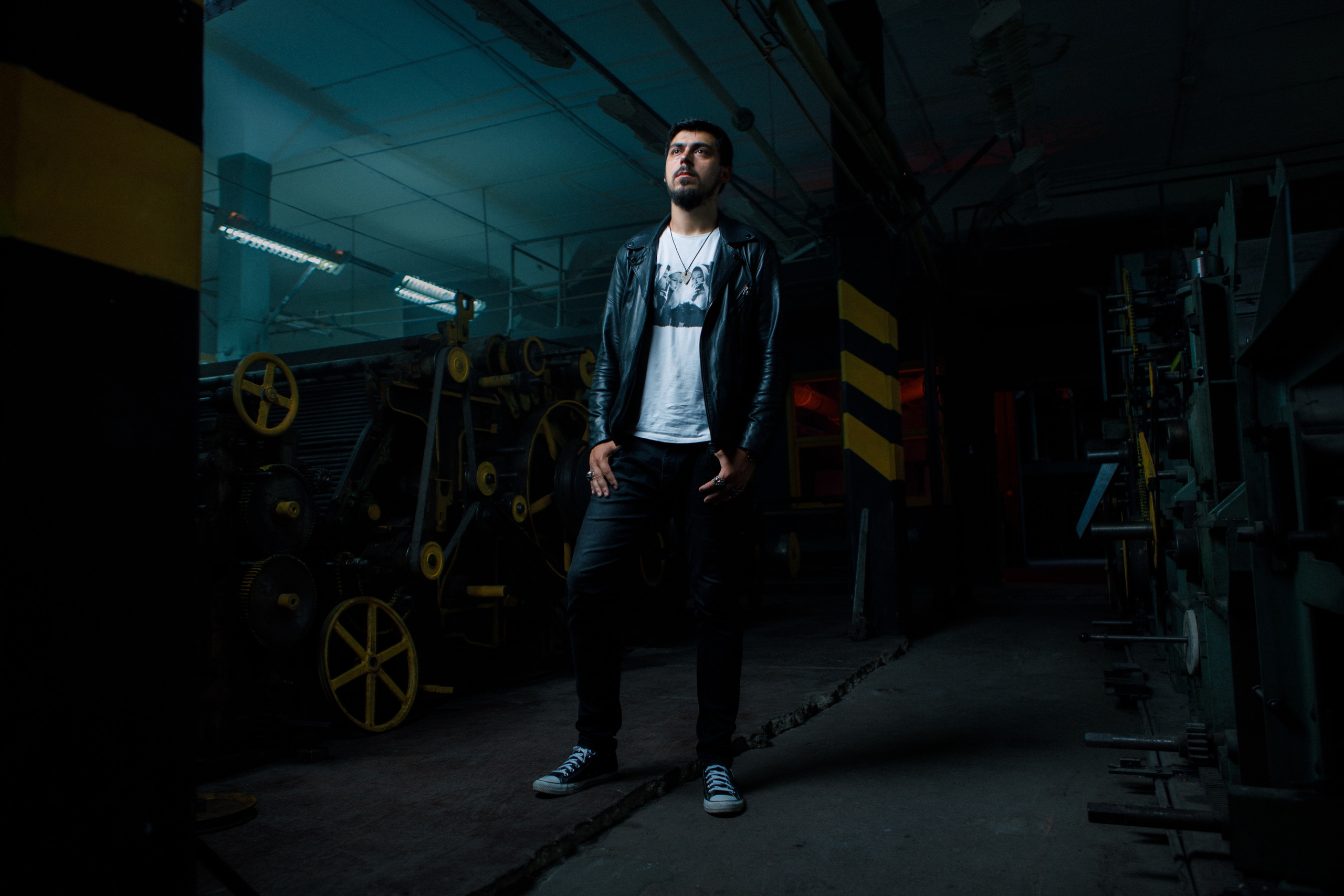 Kirill Pochukaev for the promo single Holodno. Commercial photographer | Anton Ermakov