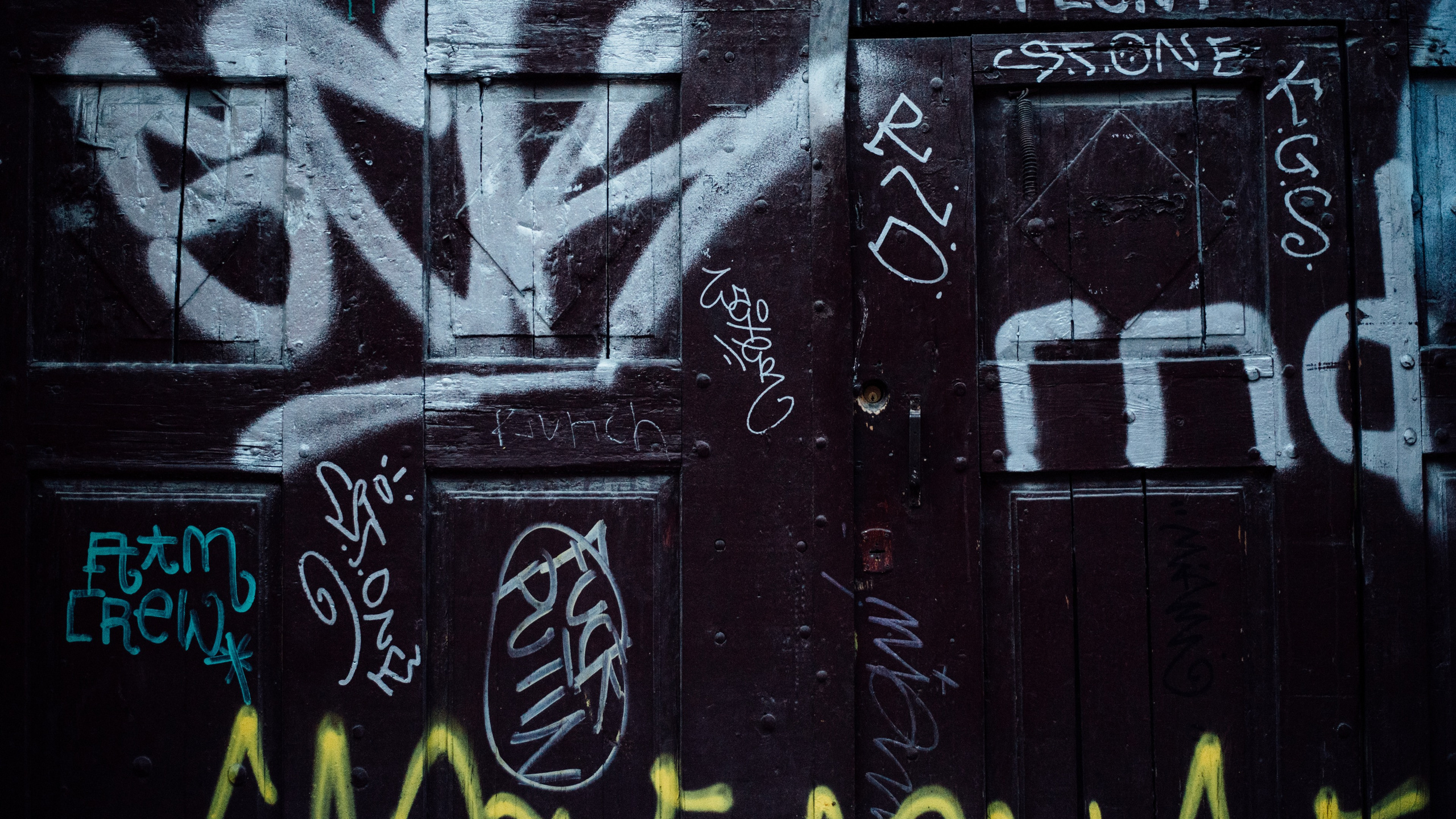 Doors. Commercial photographer | Anton Ermakov