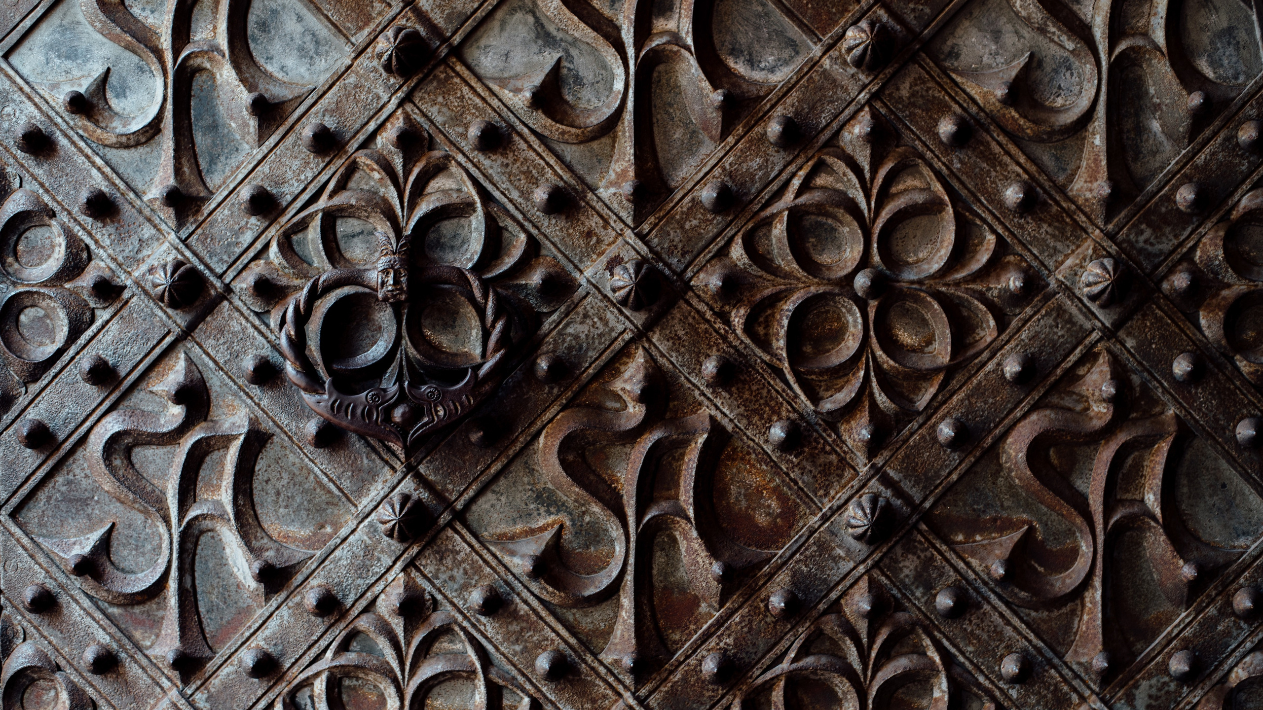 Doors. Commercial photographer | Anton Ermakov