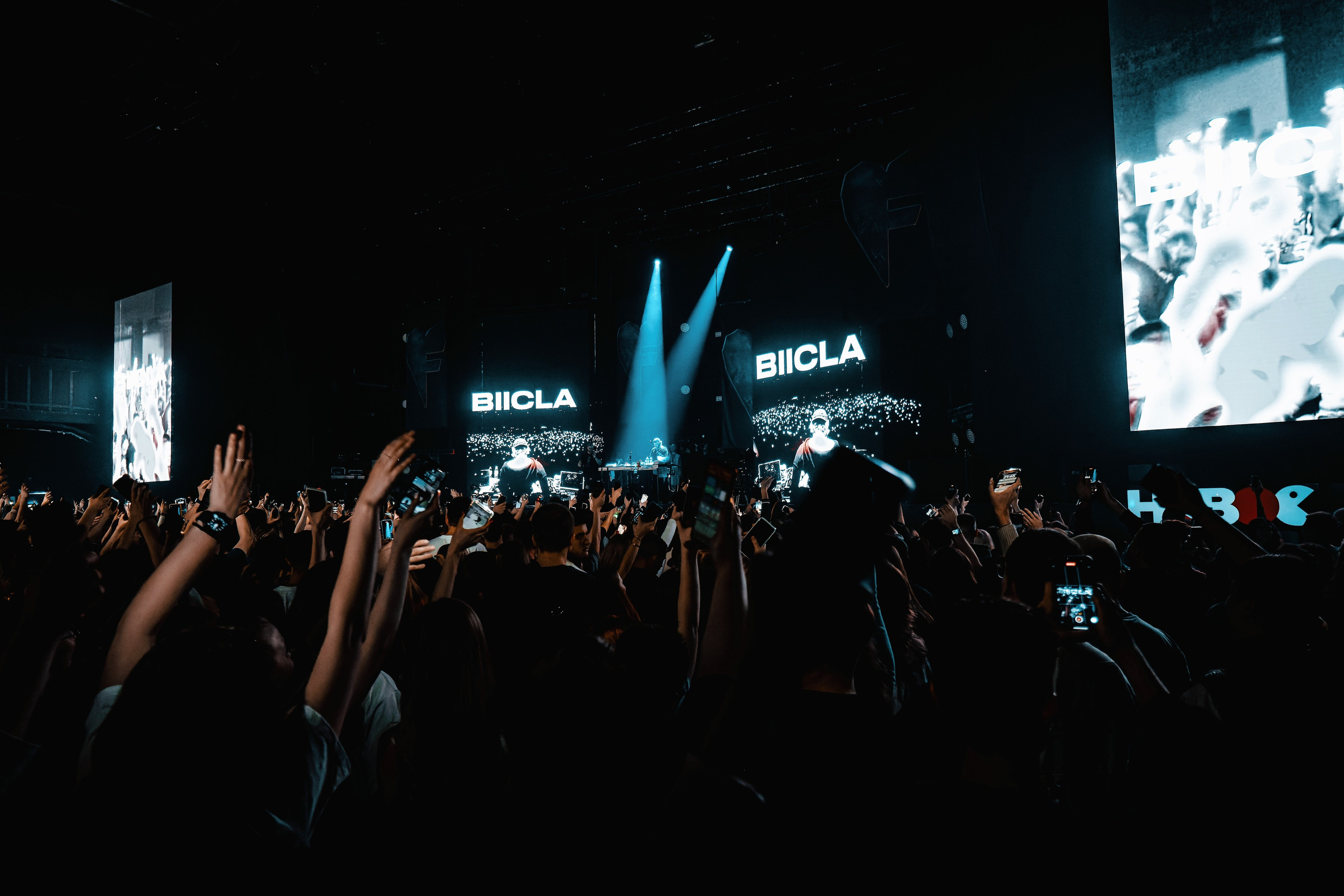 Feduk VK Stadium 14.04.2024. Репортажный фотограф и видеограф в Москве