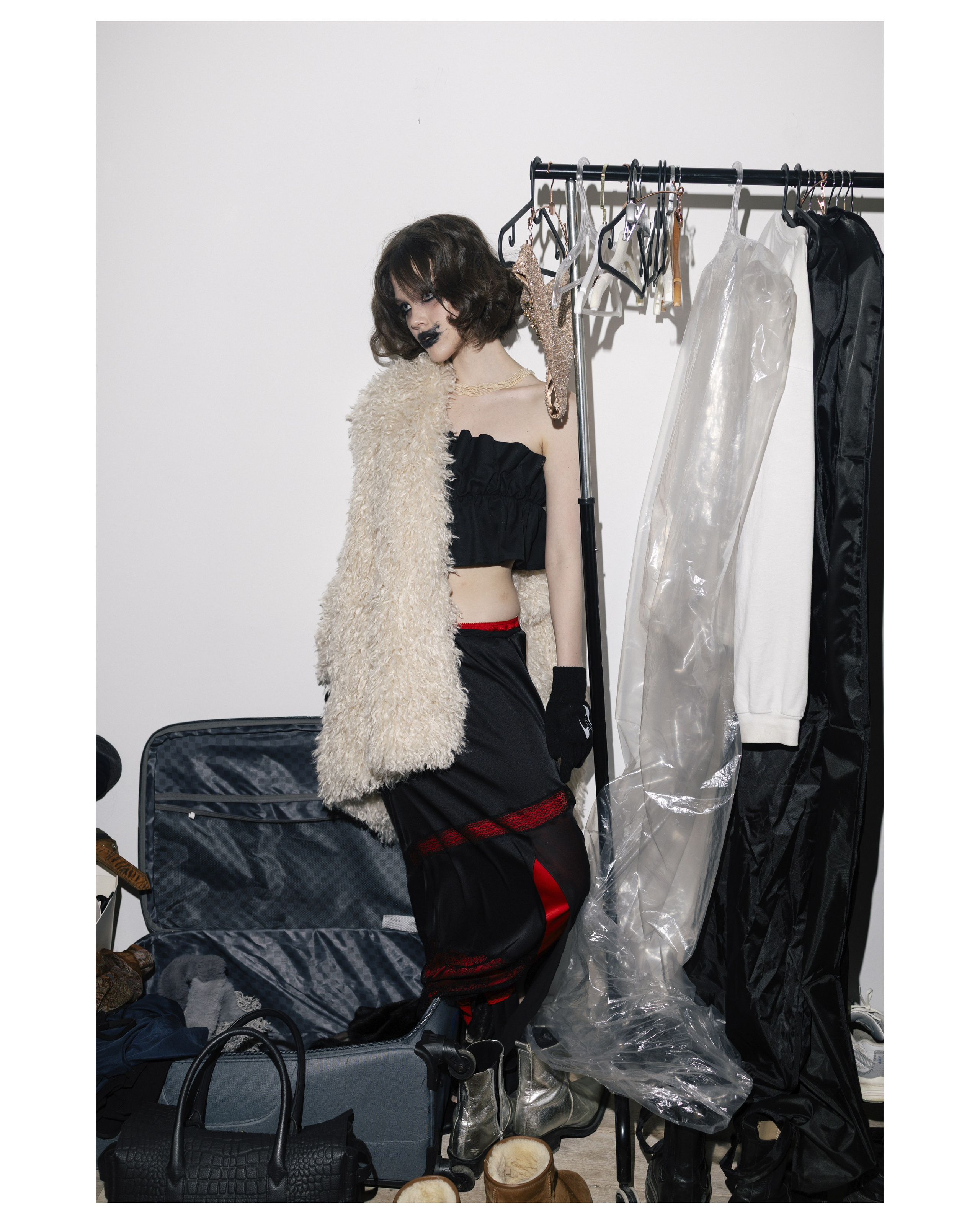 So Dramatic. Nikeli.mag