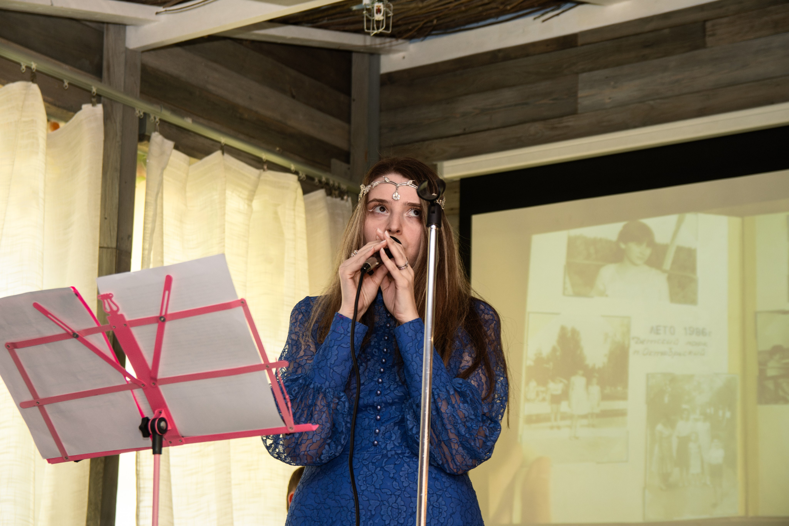 Творческий вечер автофикшн-книги Оли Черных «Абдоминально». Репортажный фотограф в Москве Legiodot