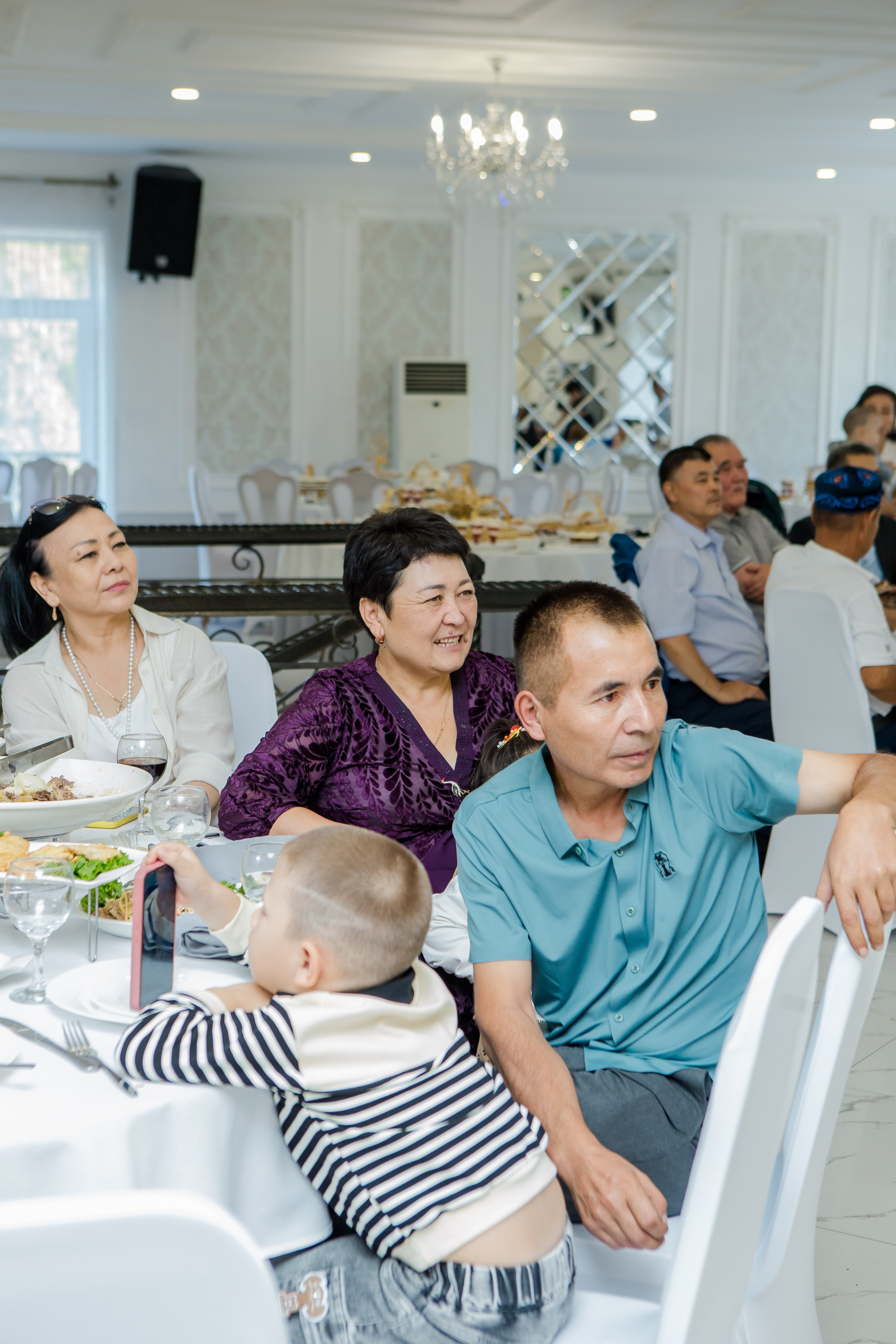 QYZ UZATU ZHADYRA. Свадебный и репортажный фотограф в Астане T.Yertay «Nomad media»