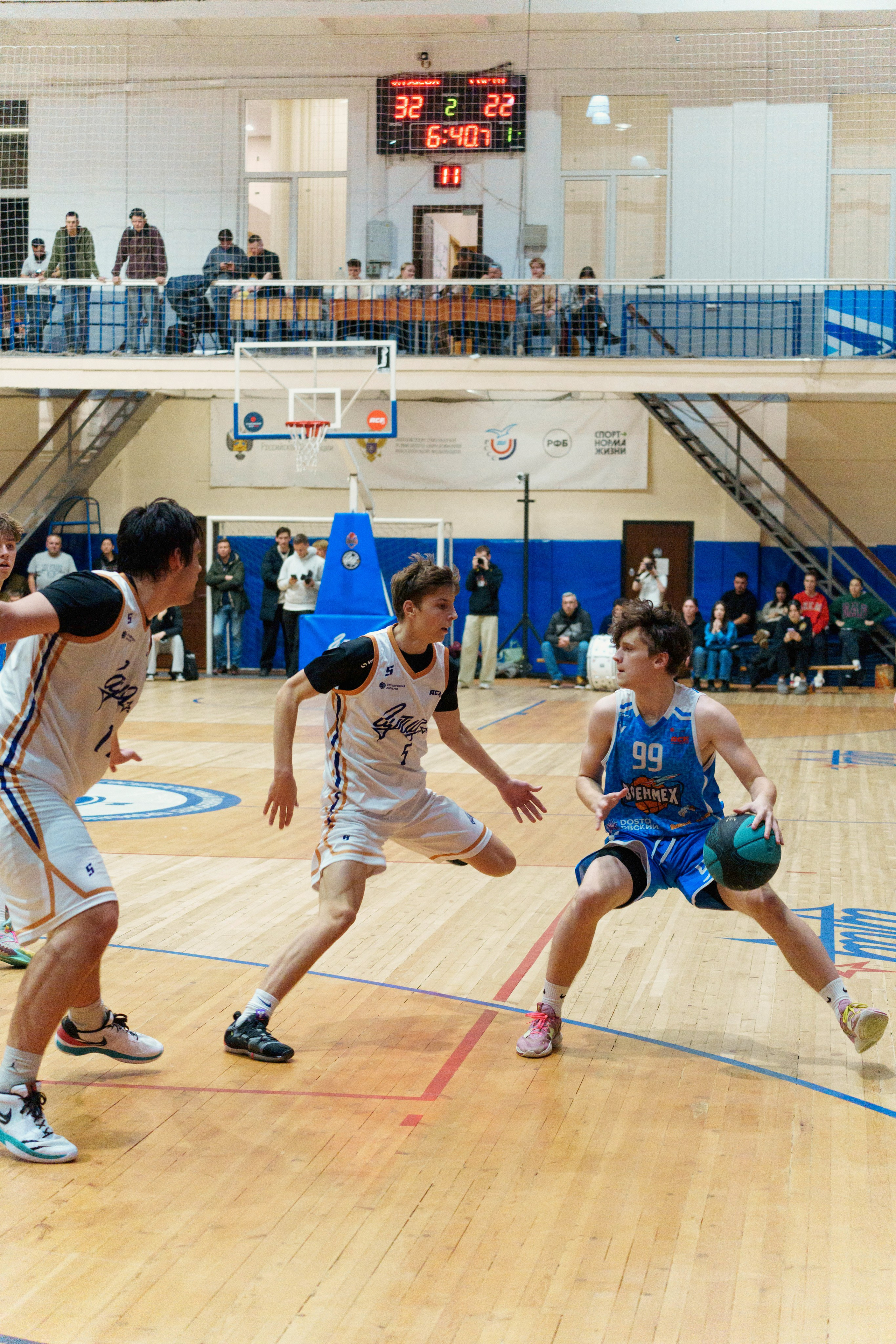 Баскетбол ГУТИД и ВОЕНМЕХ. Фотограф в Санкт-Петербурге Ибрагимова Алина