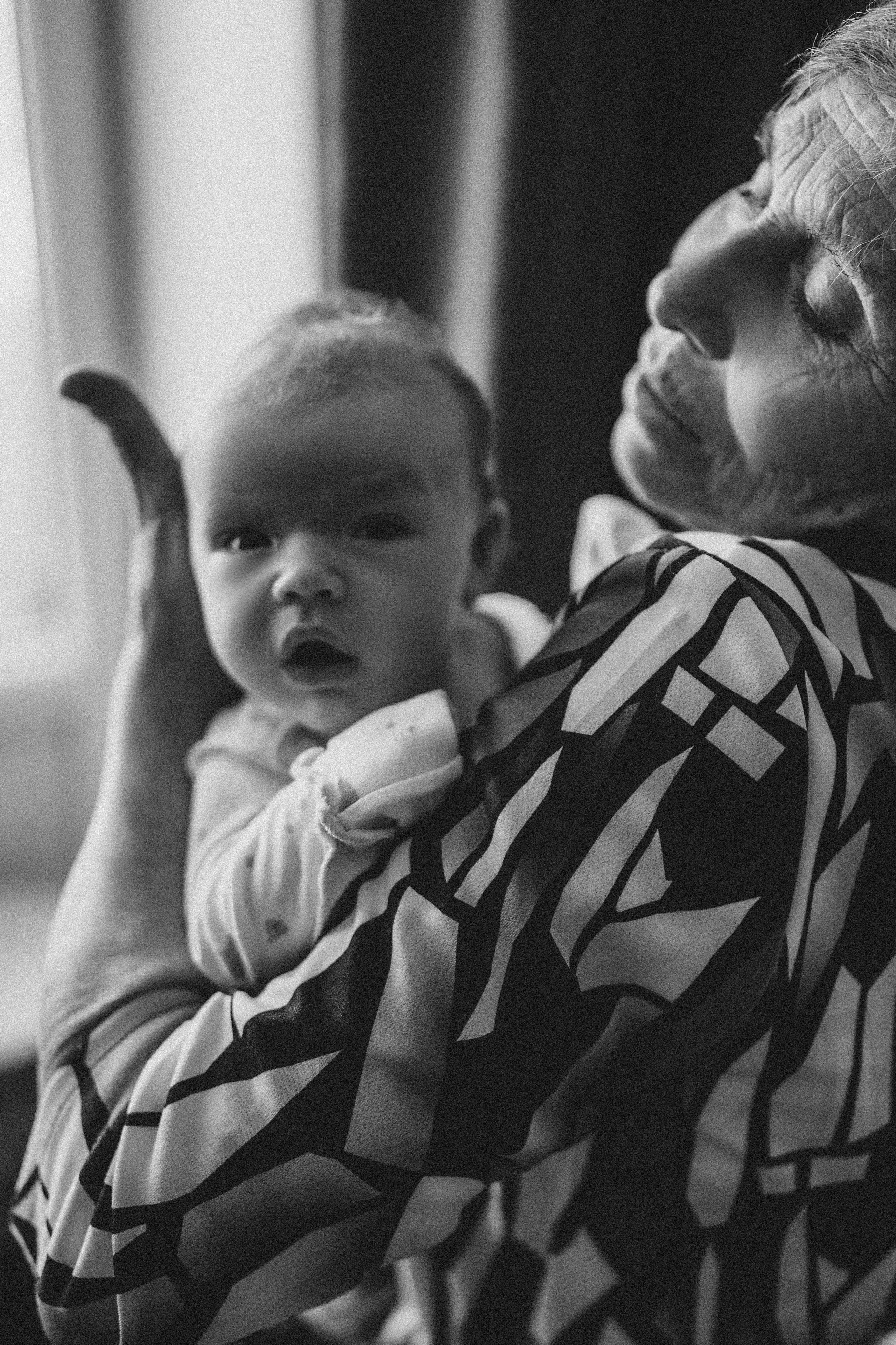 Домашняя история с прабабушкой. Фотограф Юлия Стрыгина