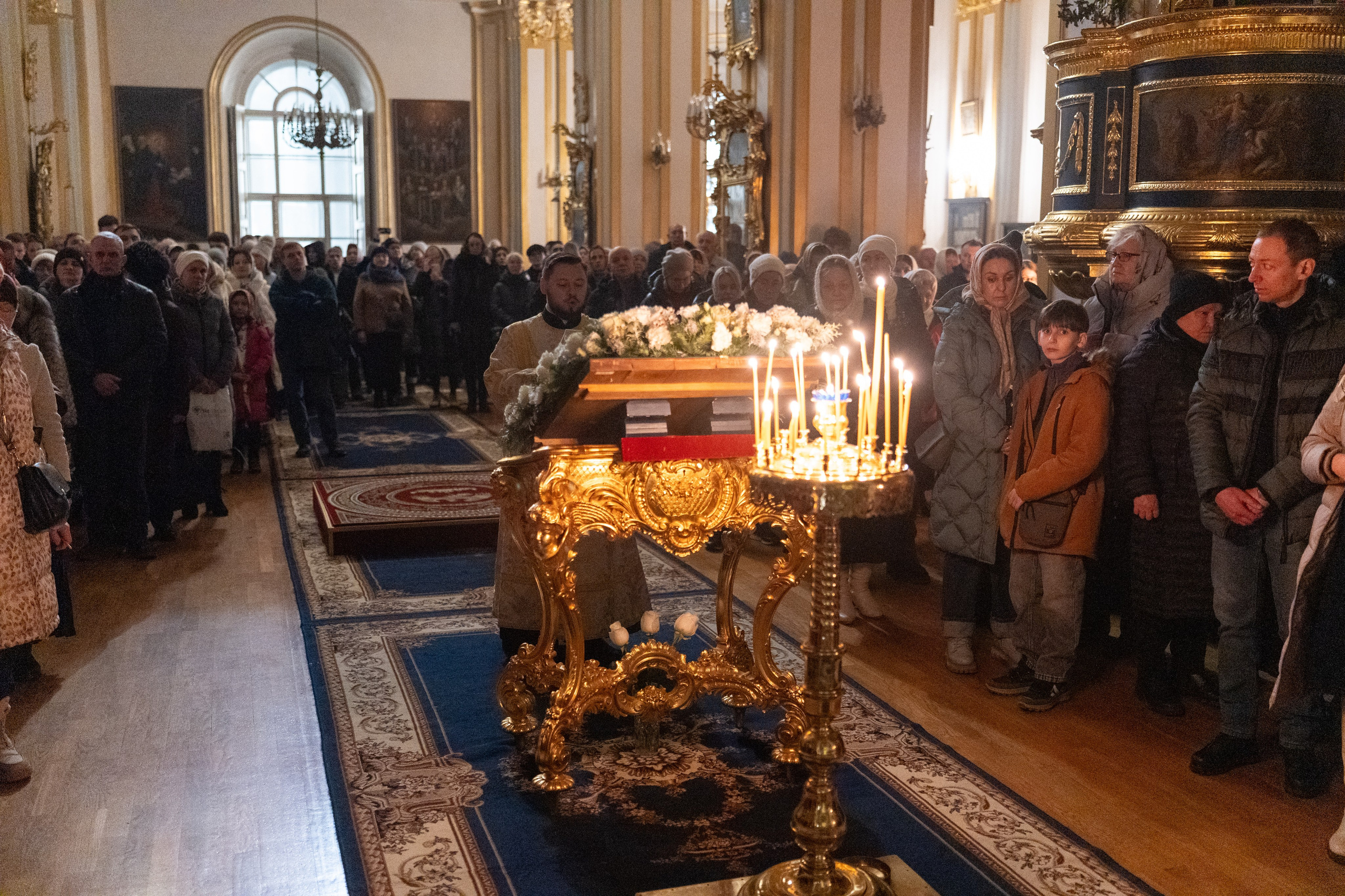 Праздничное бдение в Николо-Богоявленском морском соборе. НИКОЛО-БОГОЯВЛЕНСКИЙ МОРСКОЙ СОБОР