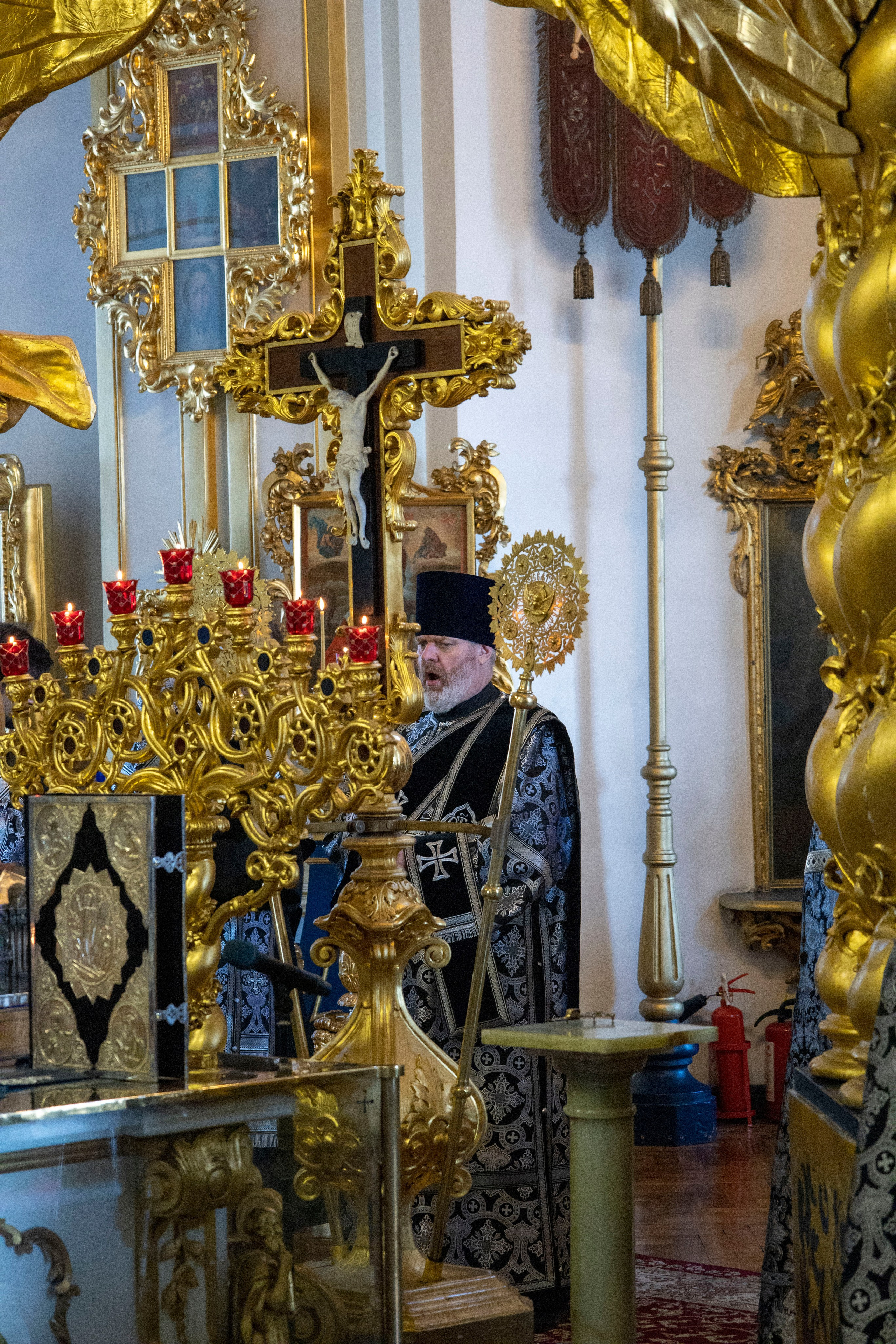 ВЕЧЕРНЯ С ВЫНОСОМ ПЛАЩАНИЦЫ. НИКОЛО-БОГОЯВЛЕНСКИЙ МОРСКОЙ СОБОР