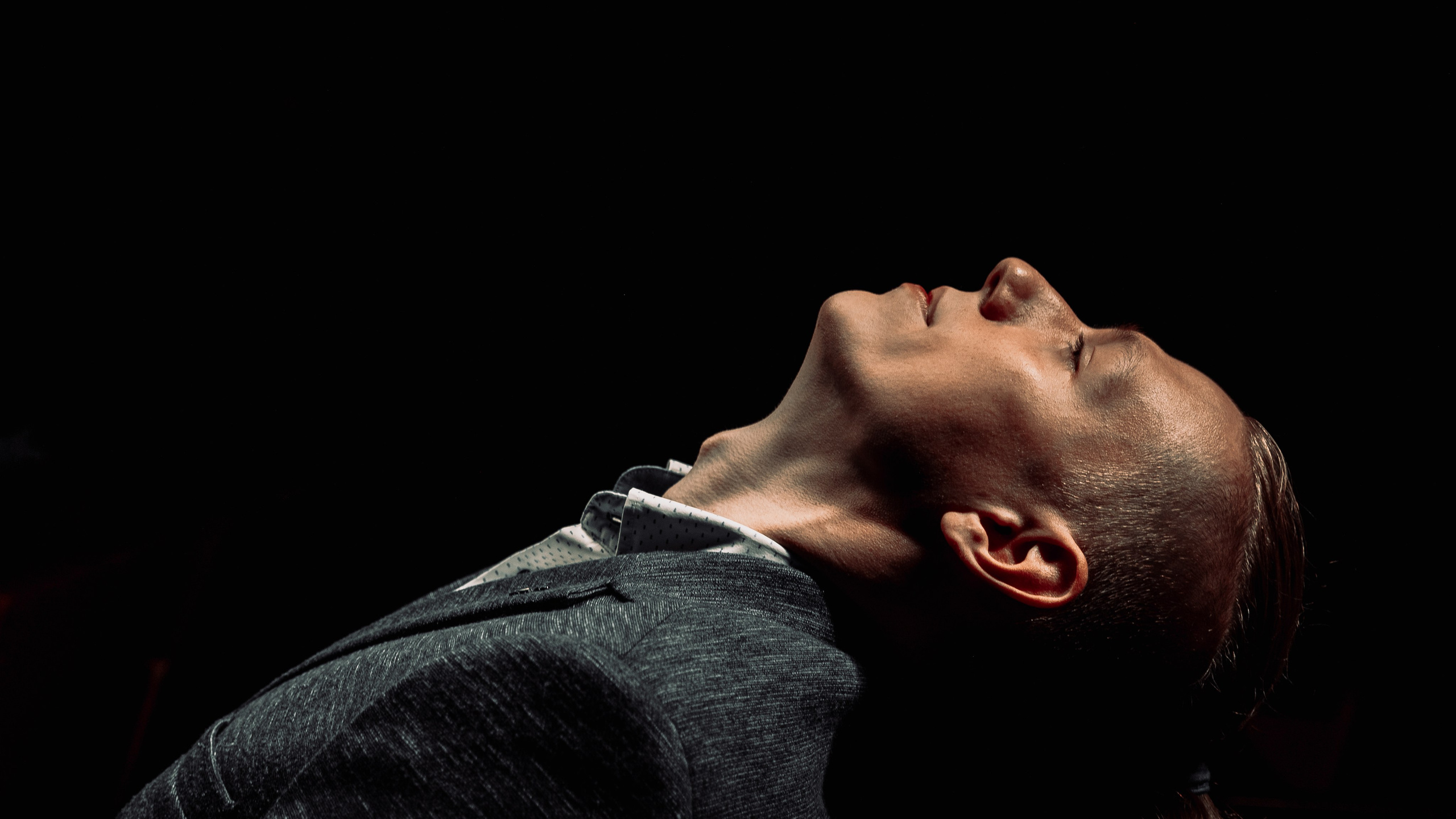 Илья 🎭 Театрал. Антон Непочатых — Большой мужской фотограф