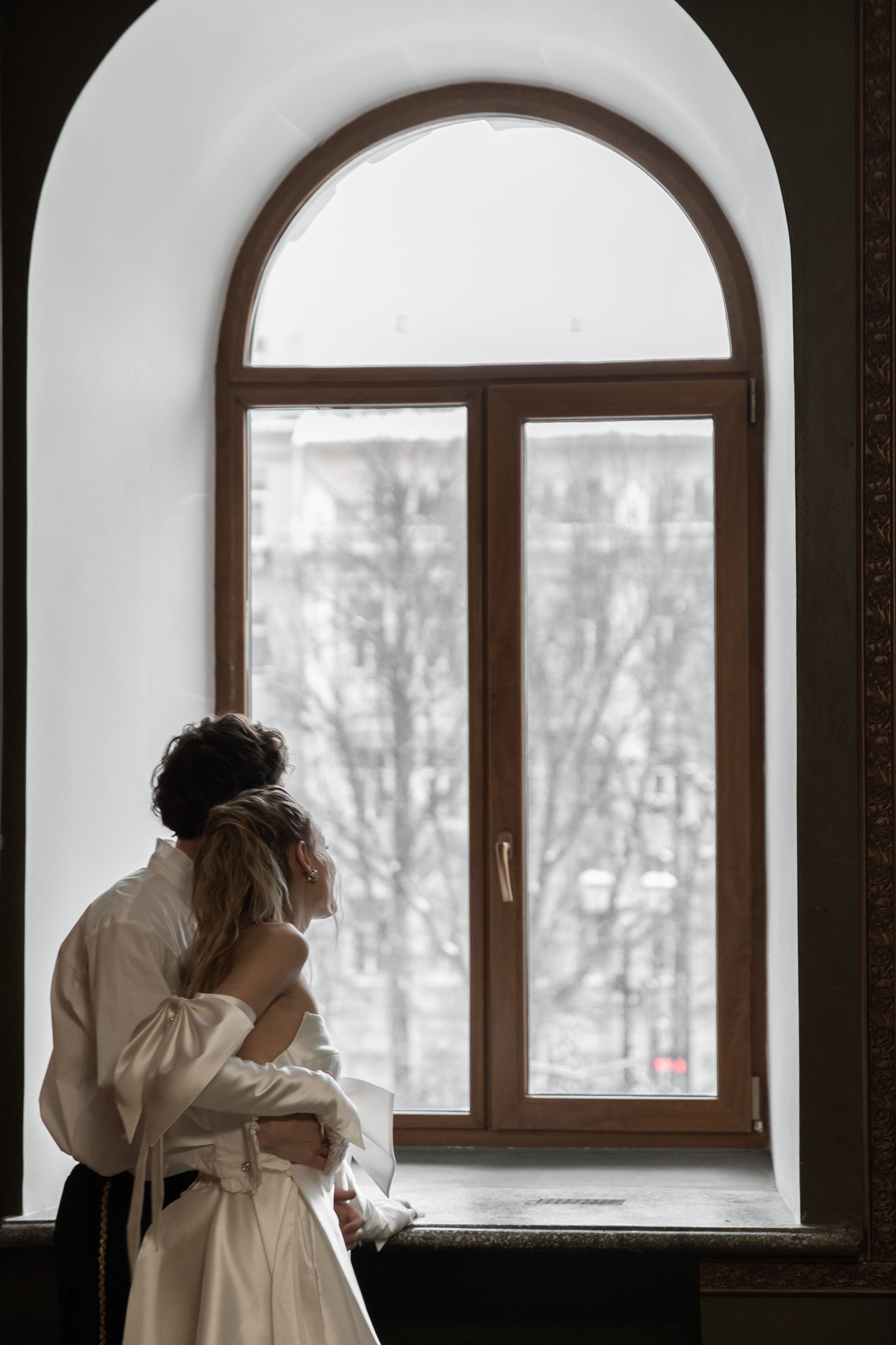 Свадебная съемка в исторической квартире на Чистых прудах. Ярослава Ерина — свадебный фотограф в Москве