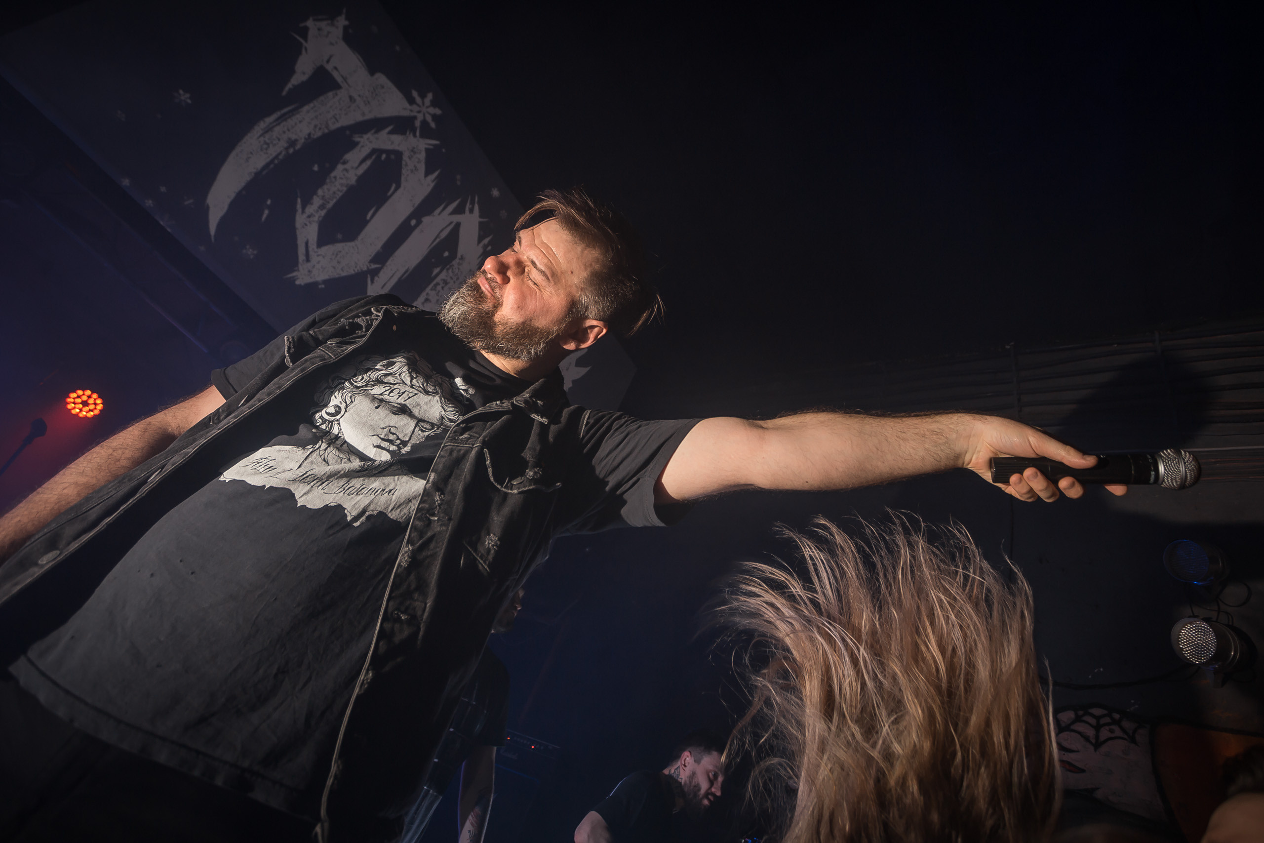 $7000 в Alcatraz bar. Фотографиня Мария Дикова