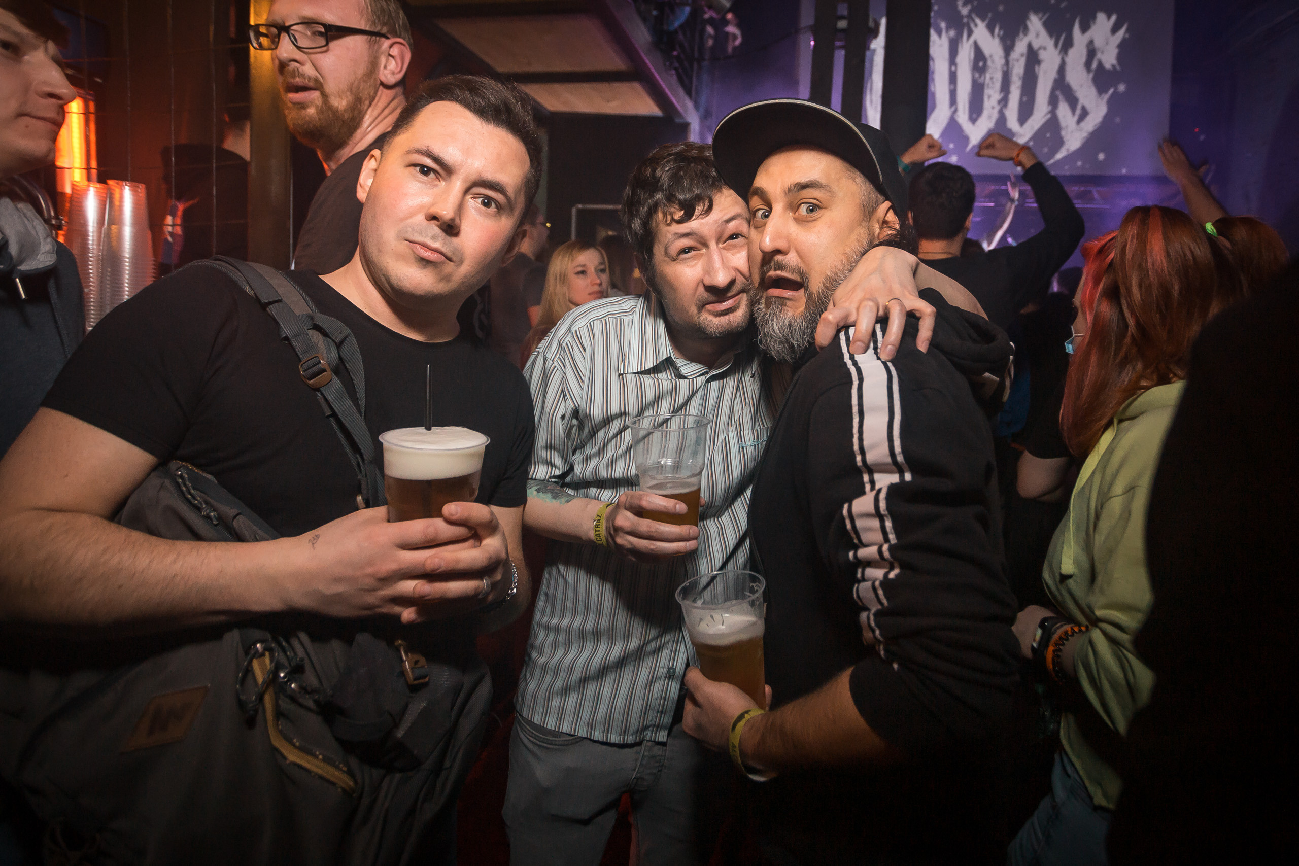 $7000 в Alcatraz bar. Фотографиня Мария Дикова