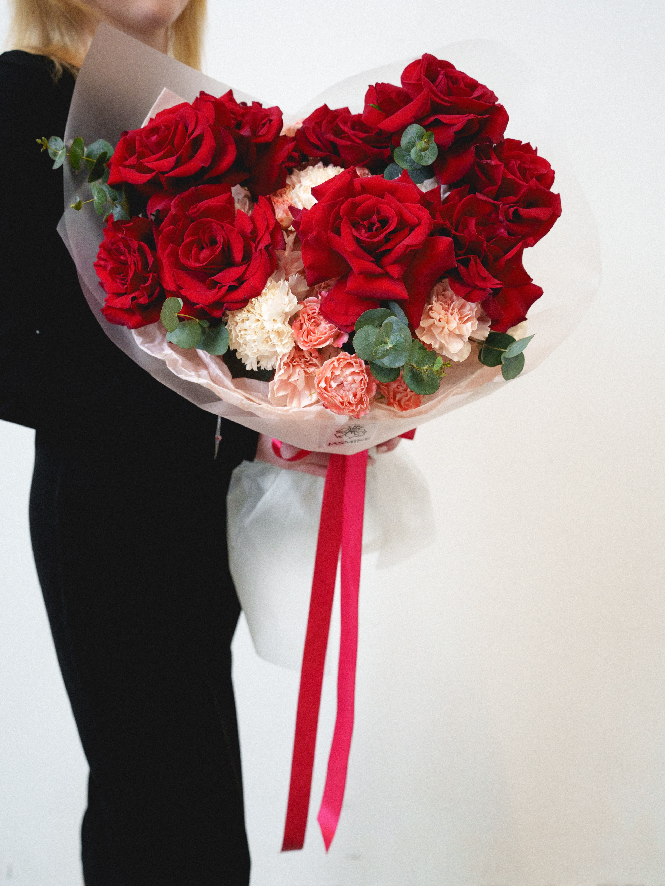 Цветы (контент к 14 февраля). Иван Упоров — фотограф, рилсмейкер чебоксары