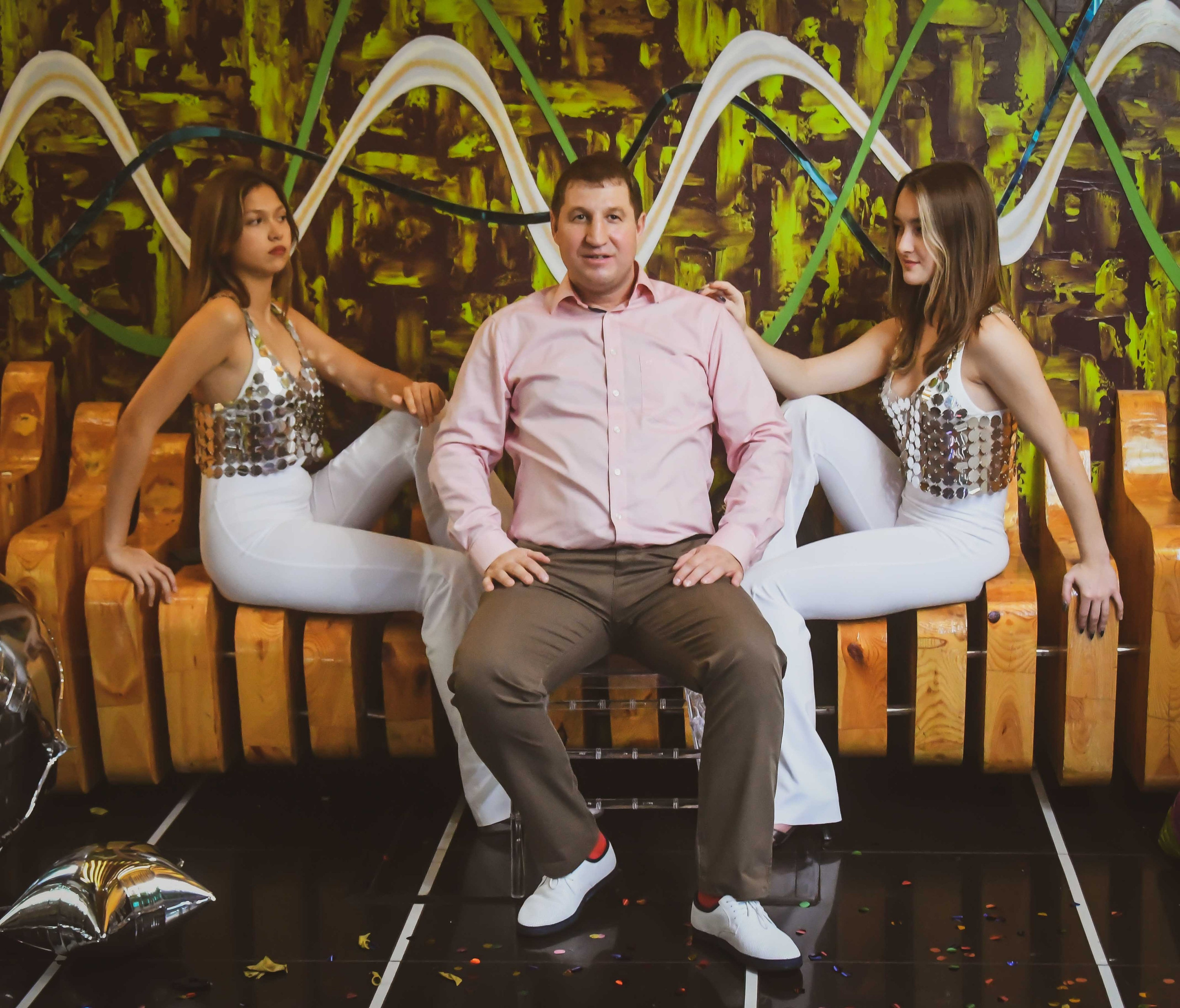 Свидетели дискотеки 80х. Репортажный и детский фотограф в Новосибирске