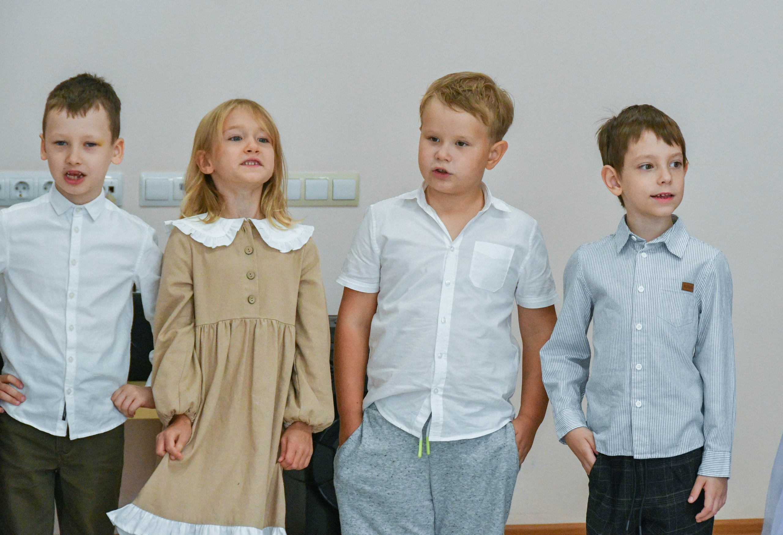 2023 г. День дошкольного работника и прогулка. Репортажный и детский фотограф в Новосибирске