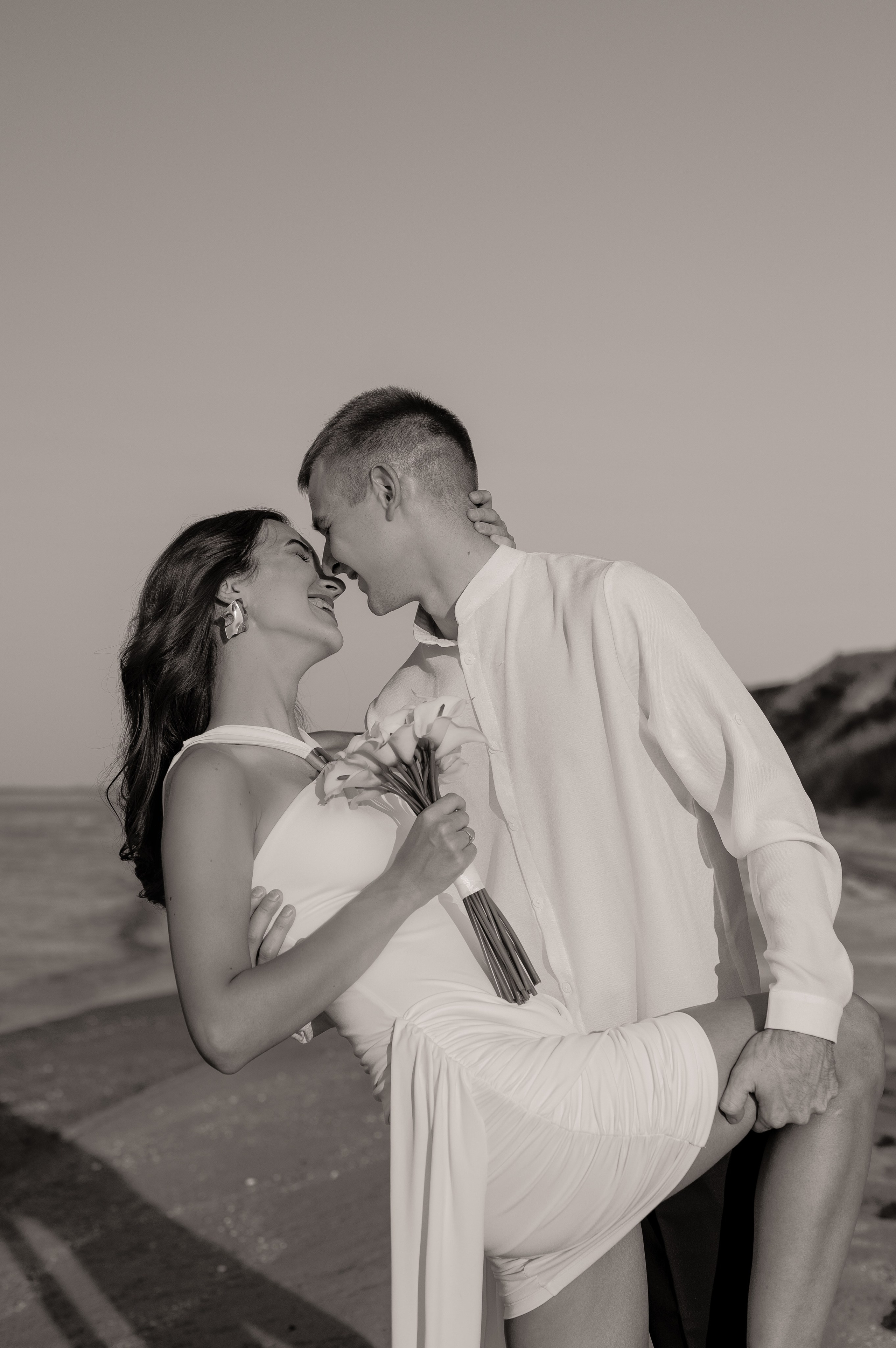 Предсвадебная съёмка на море🌊. Свадебный и семейный фотограф в Краснодаре Алина Мельник