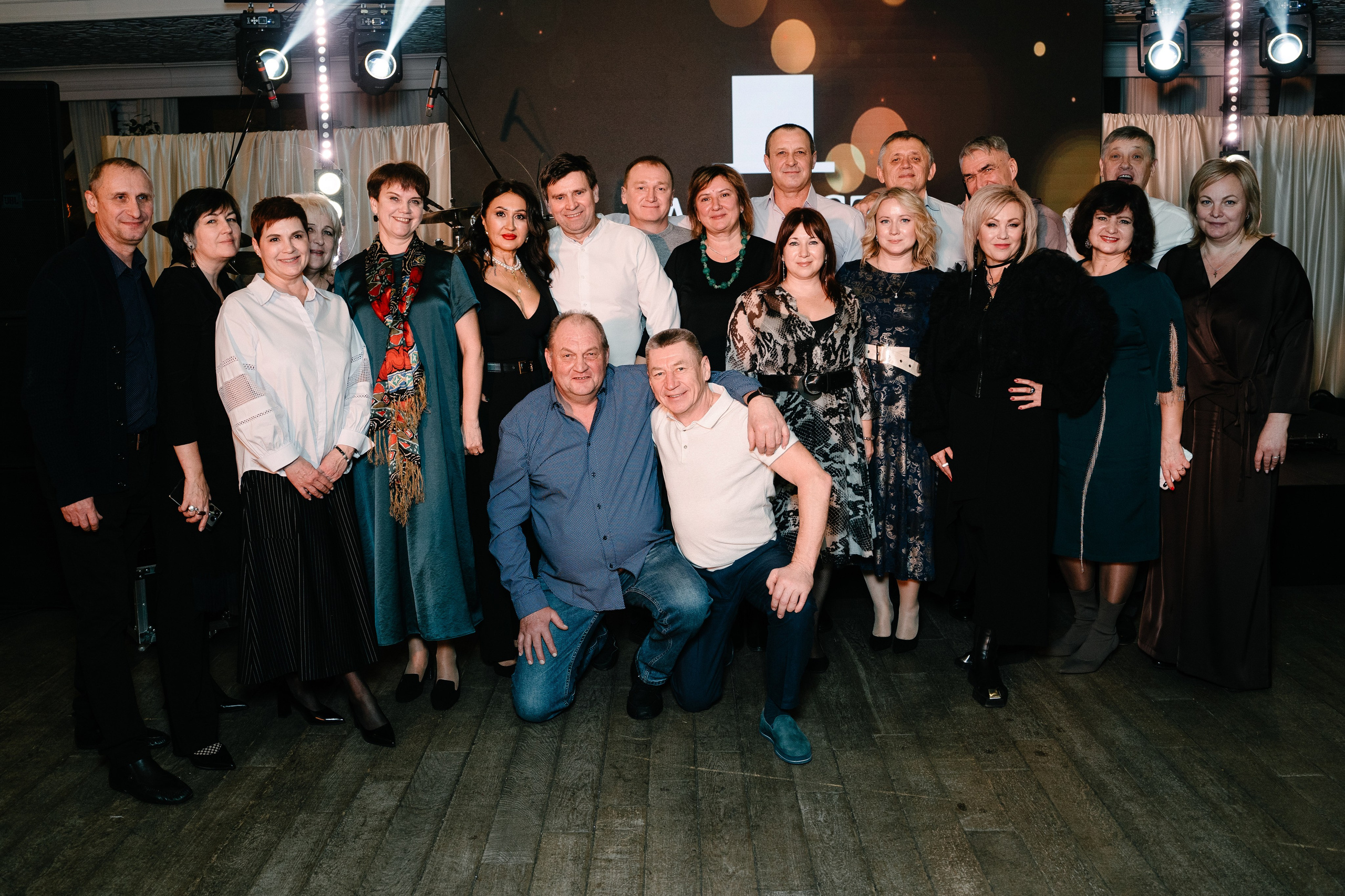 Новогодний вечер в Артисте. Свадебный и семейный фотограф в Воронеже Анастасия Бойко