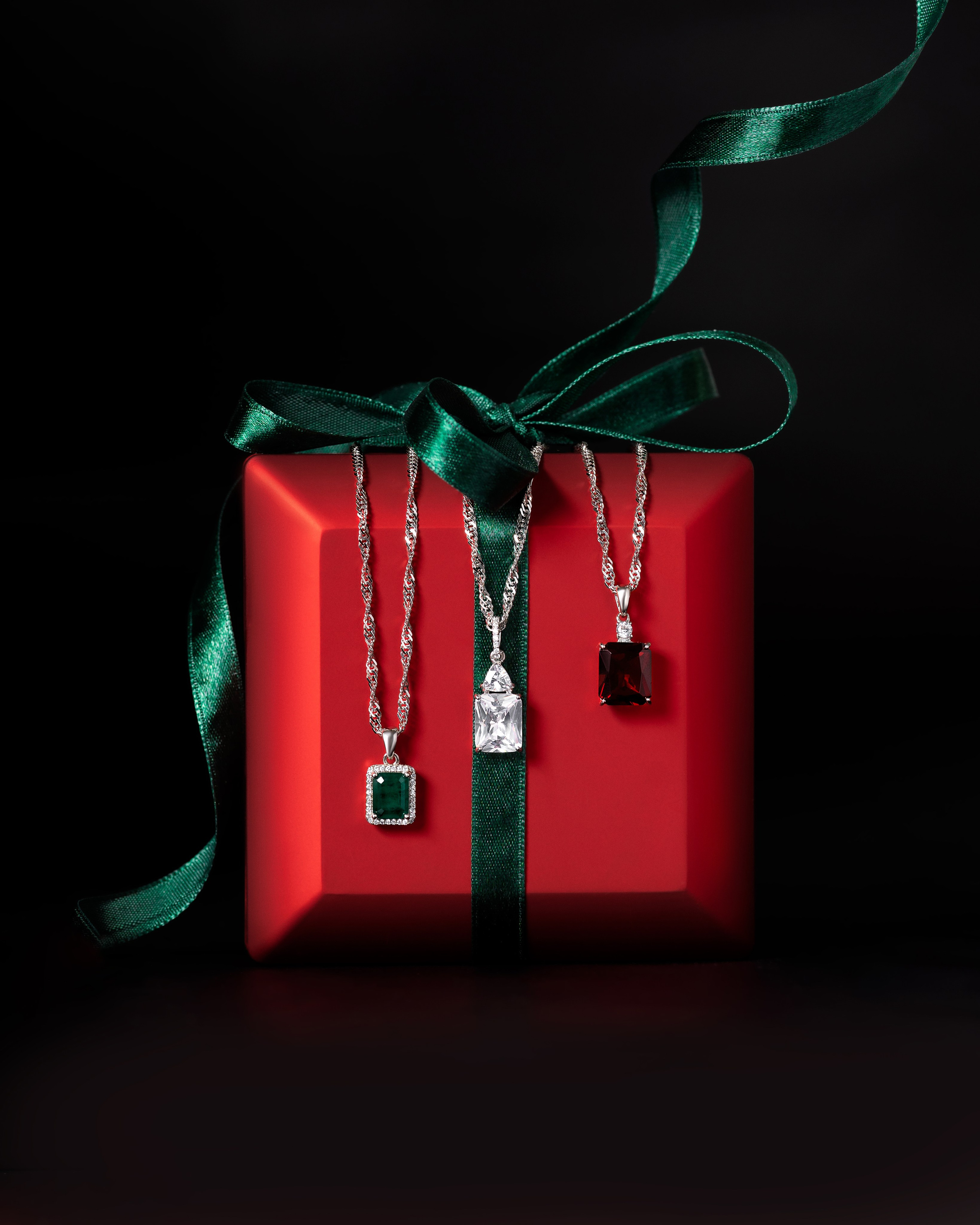 Ювелирная ретушь [реклама]. Ювелирная и предметная ретушь Каляева Екатерина