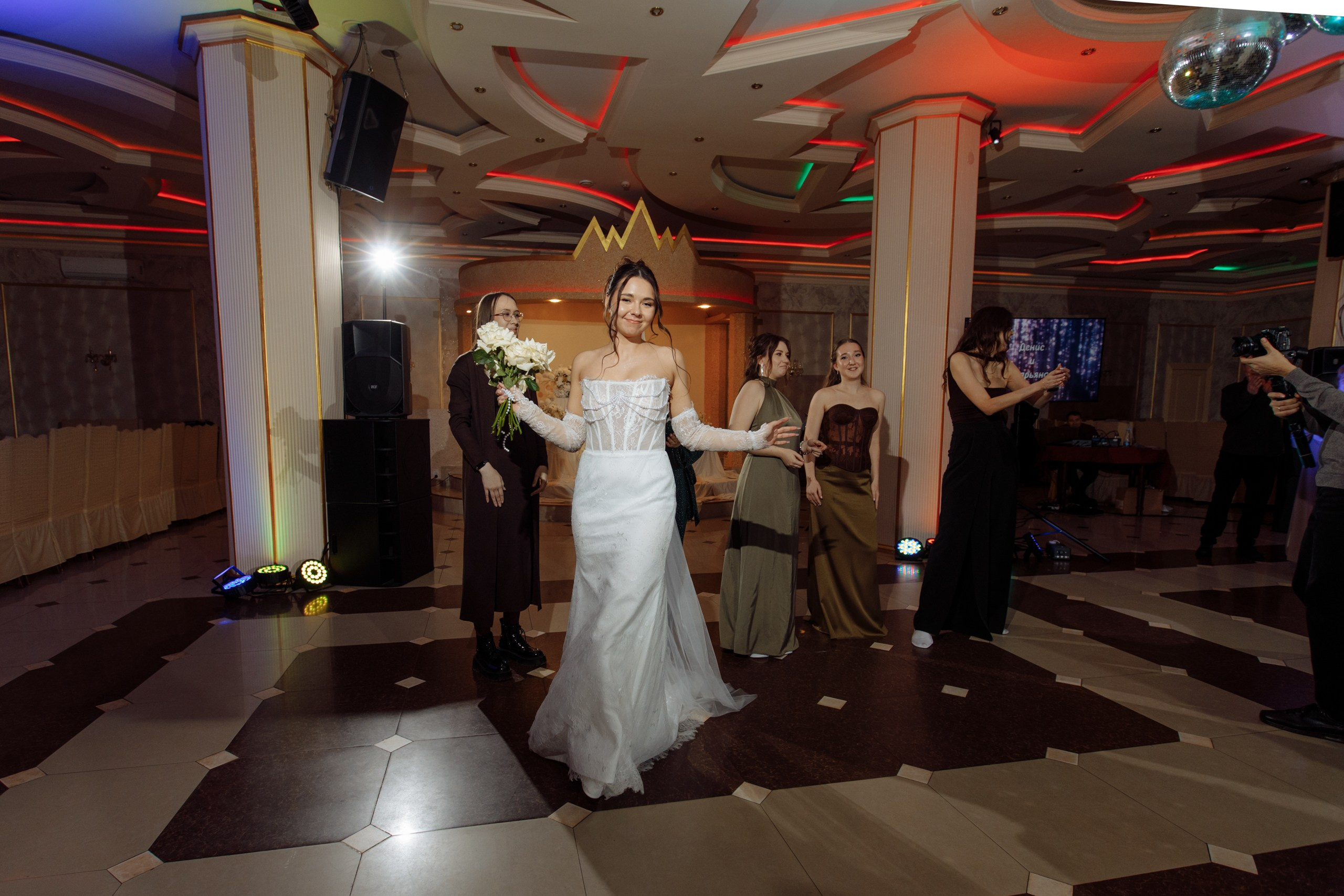 Water. Свадебный фотограф в Ярославле Анастасия Архипова