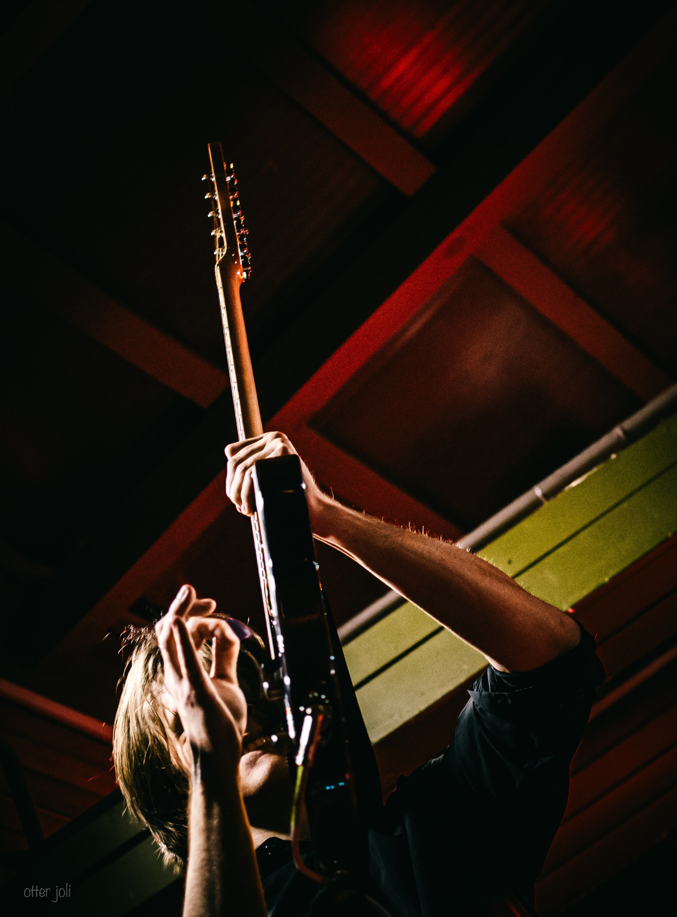 Голова Муэссы | Китайский лётчик Джао Да. Концертный репортёр Валерия Сафина