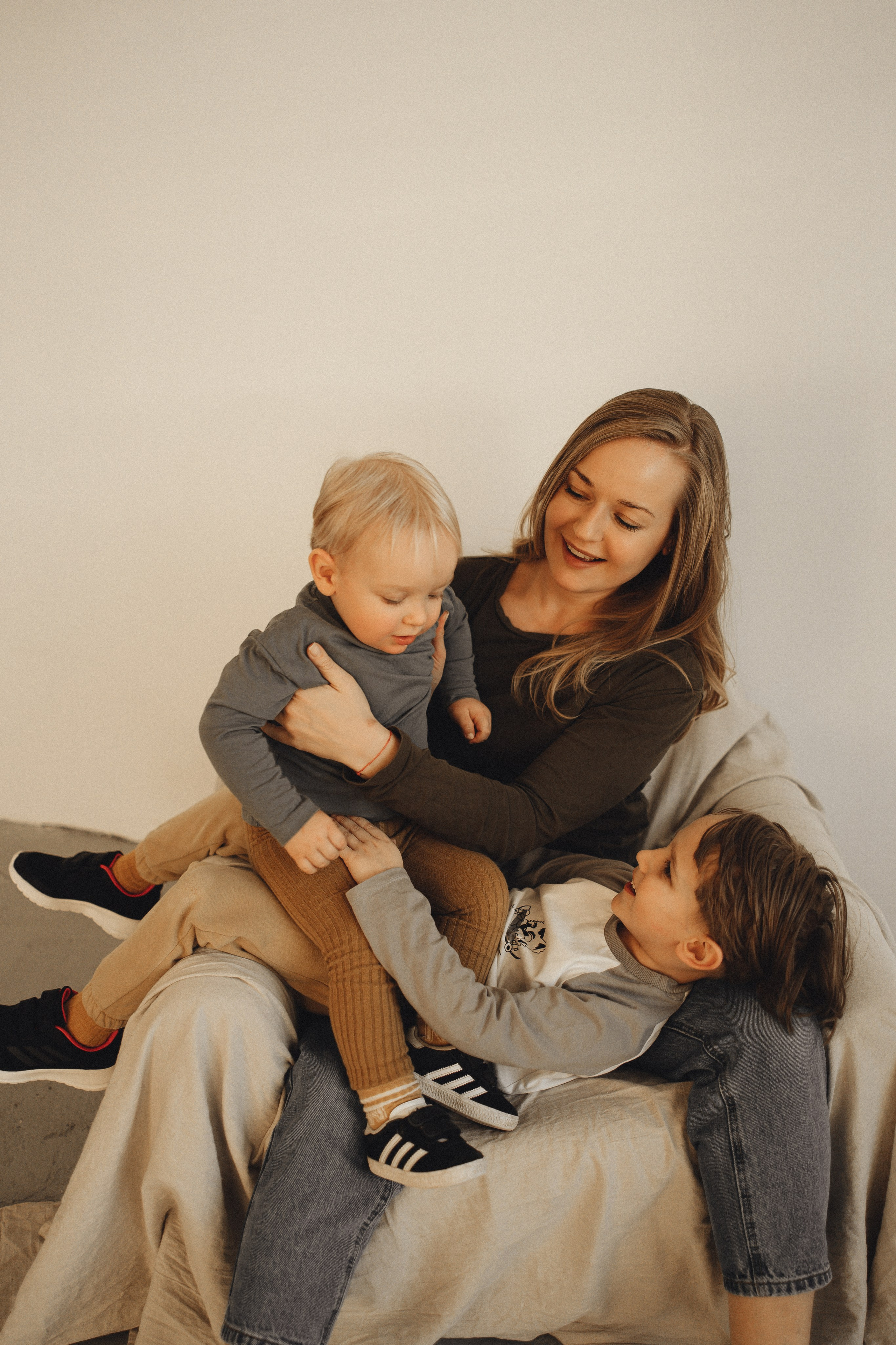 Семейная история в студии. Семейный и детский фотограф, таганрог, ростов-на-дону