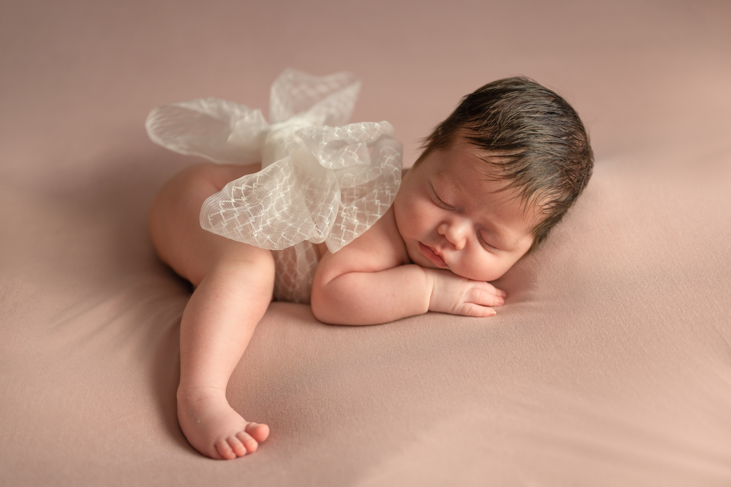 Фотограф новорождённых, семейный, школьный в городе Калуге Евгения