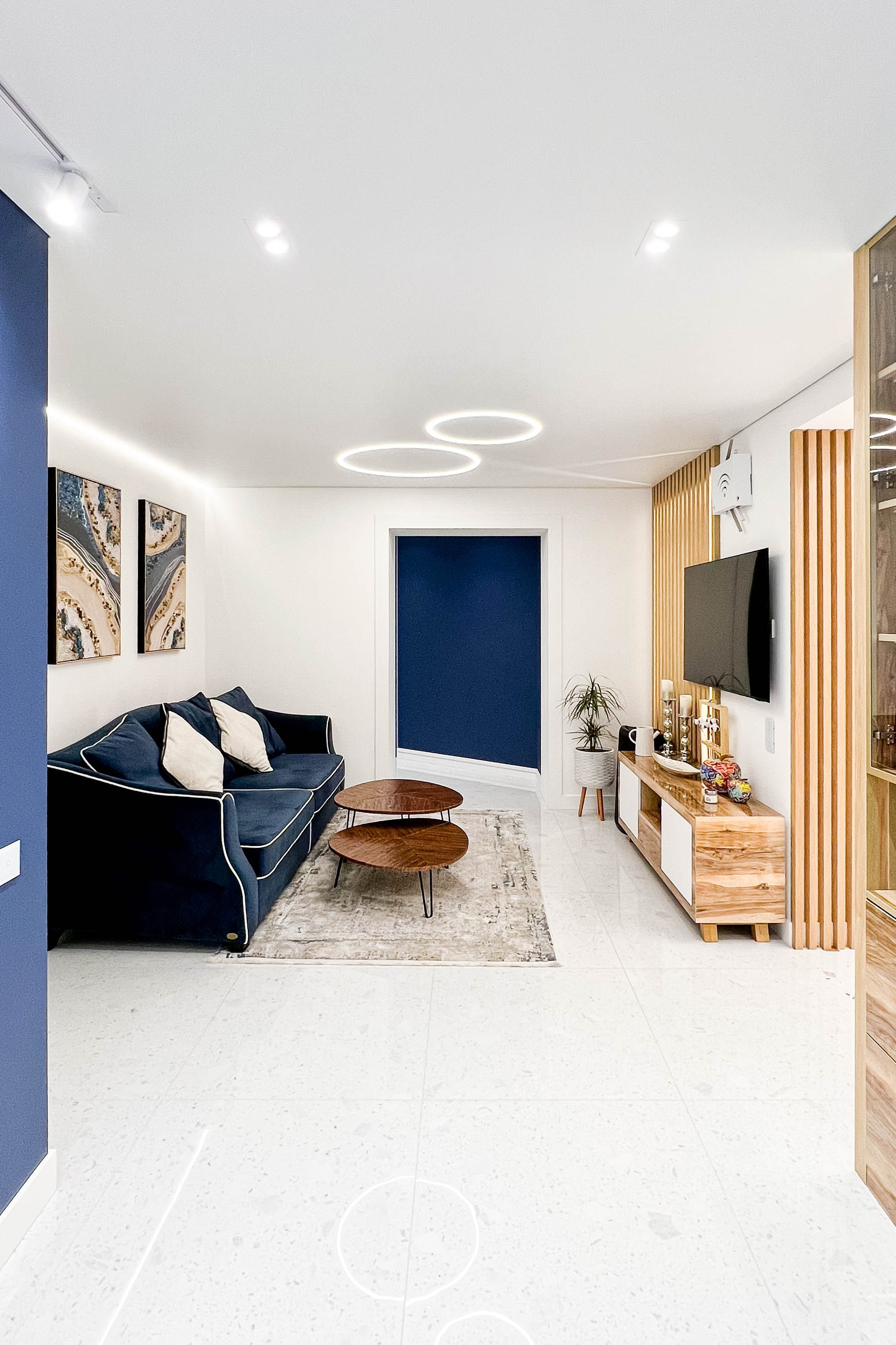 The apartment is in a modern style. Fotograf Dmitrii Donets