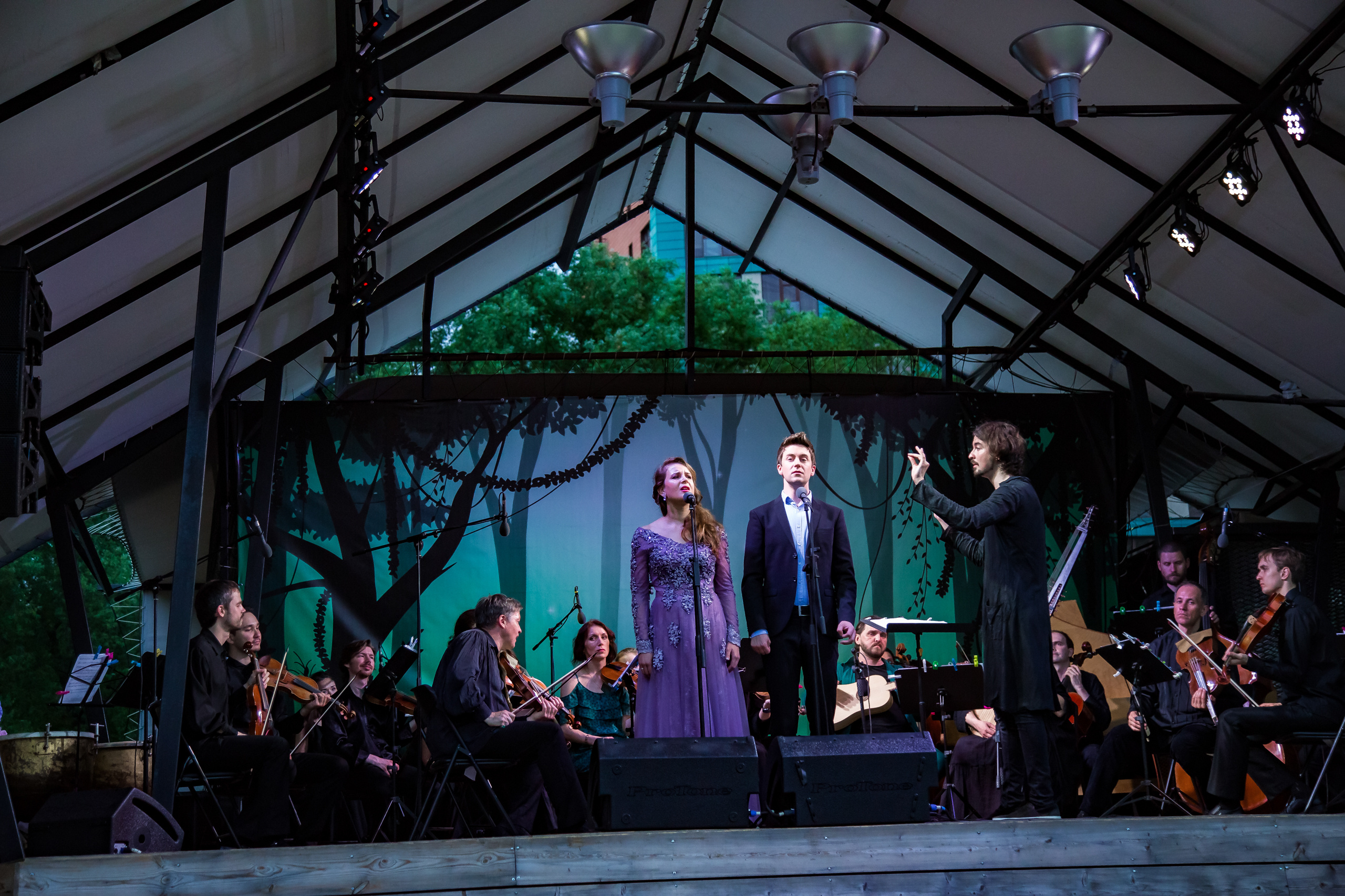 Бал цветов в Аптекарском огороде. Фотограф Сонкина Татьяна