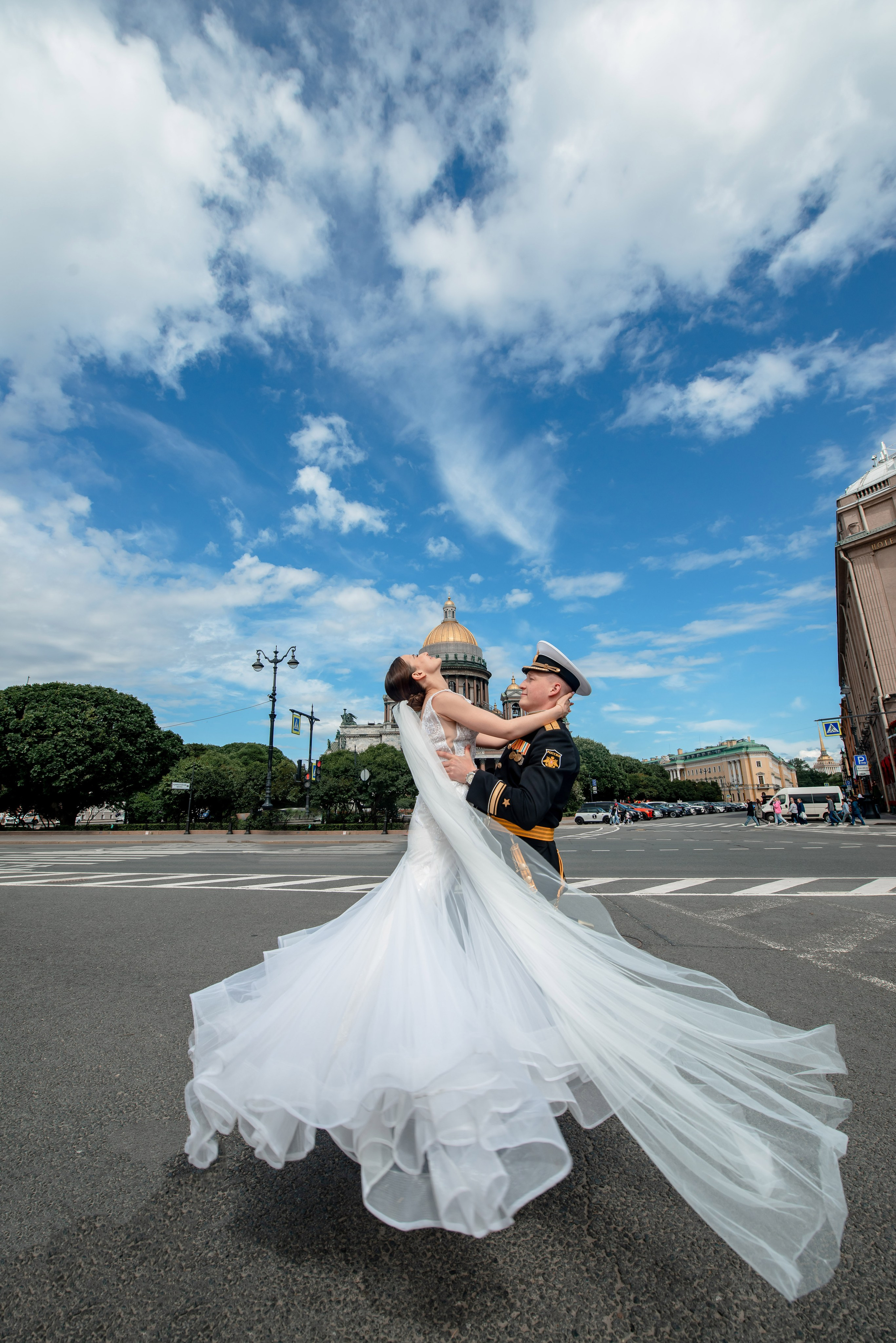 Елизавета и Максим (фотосессия у Дворца Штиглица, набережная Мойки и у Законодательного собрания). Портретный, семейный и свадебный фотограф в Санкт-Петербурге и в Пушкине Ширяев Денис