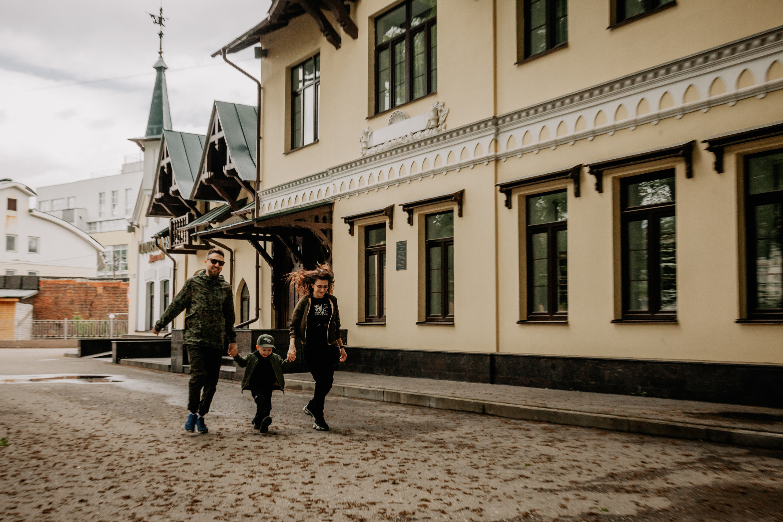 Семейный фотограф Нижний Новгород. Свадебный и контент фотограф в Нижнем Новгороде Владимир Пресняков