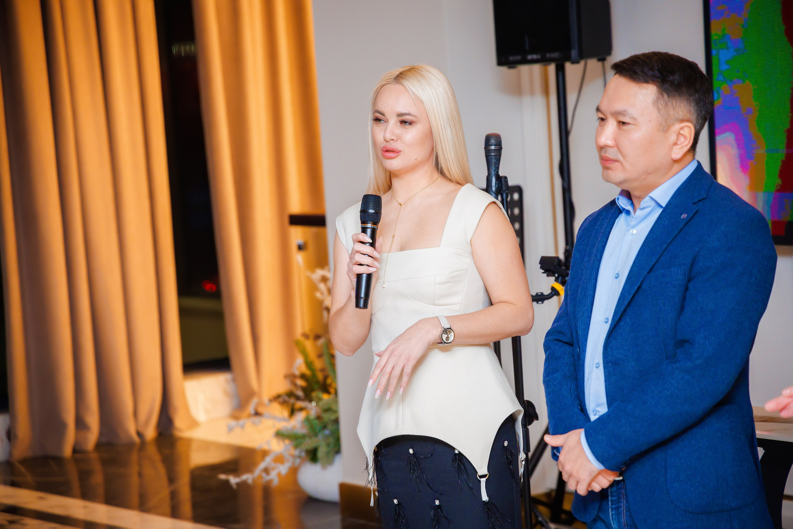 Мероприятие в заведении. Семейный и Свадебный фотограф в Астане Александр Астапов