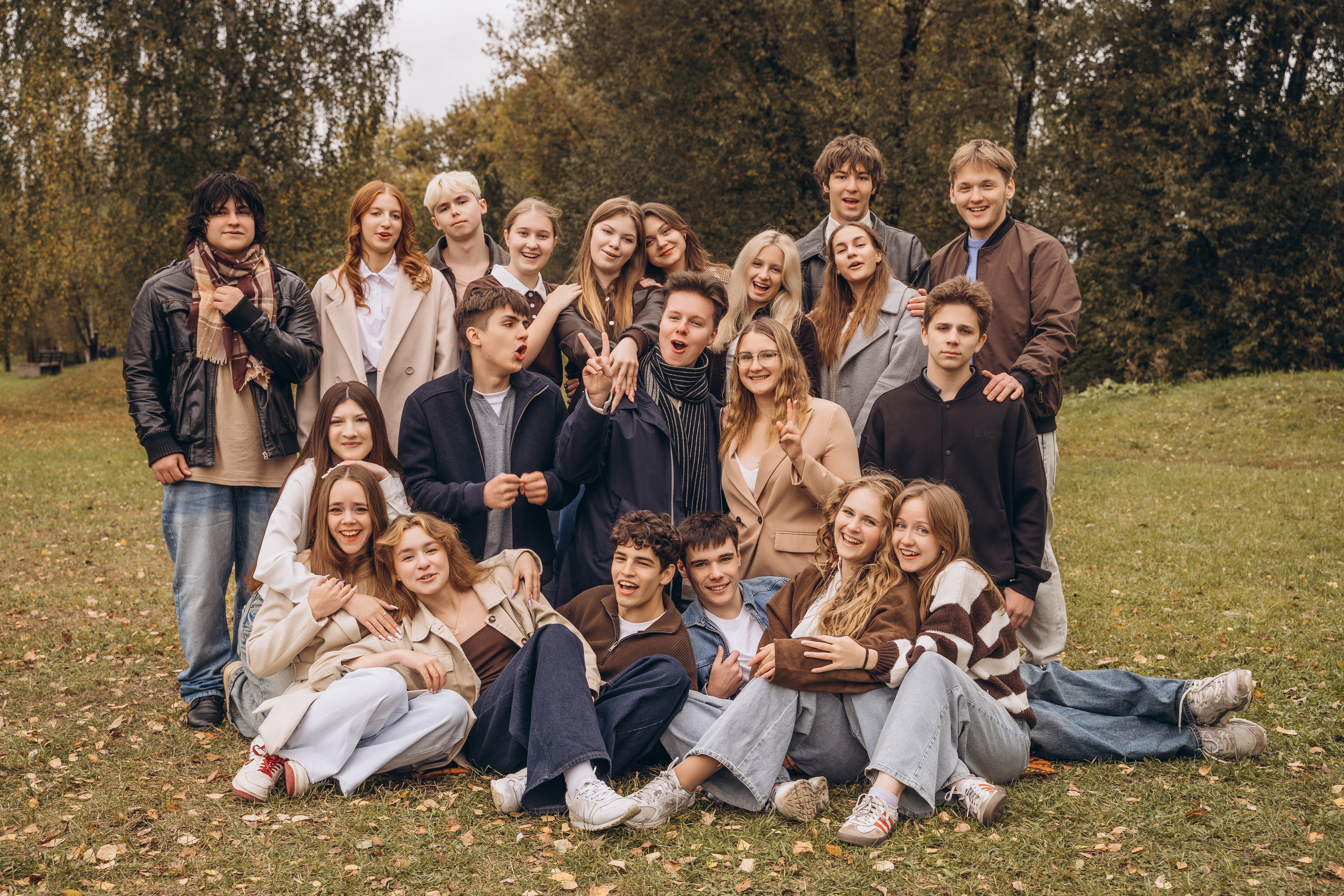 Осенняя съёмка. 11 класс. МАРГАРИТА КУДРЯШОВА СВАДЕБНЫЙ И СЕМЕЙНЫЙ ФОТОГРАФ ТВЕРЬ МОСКВА