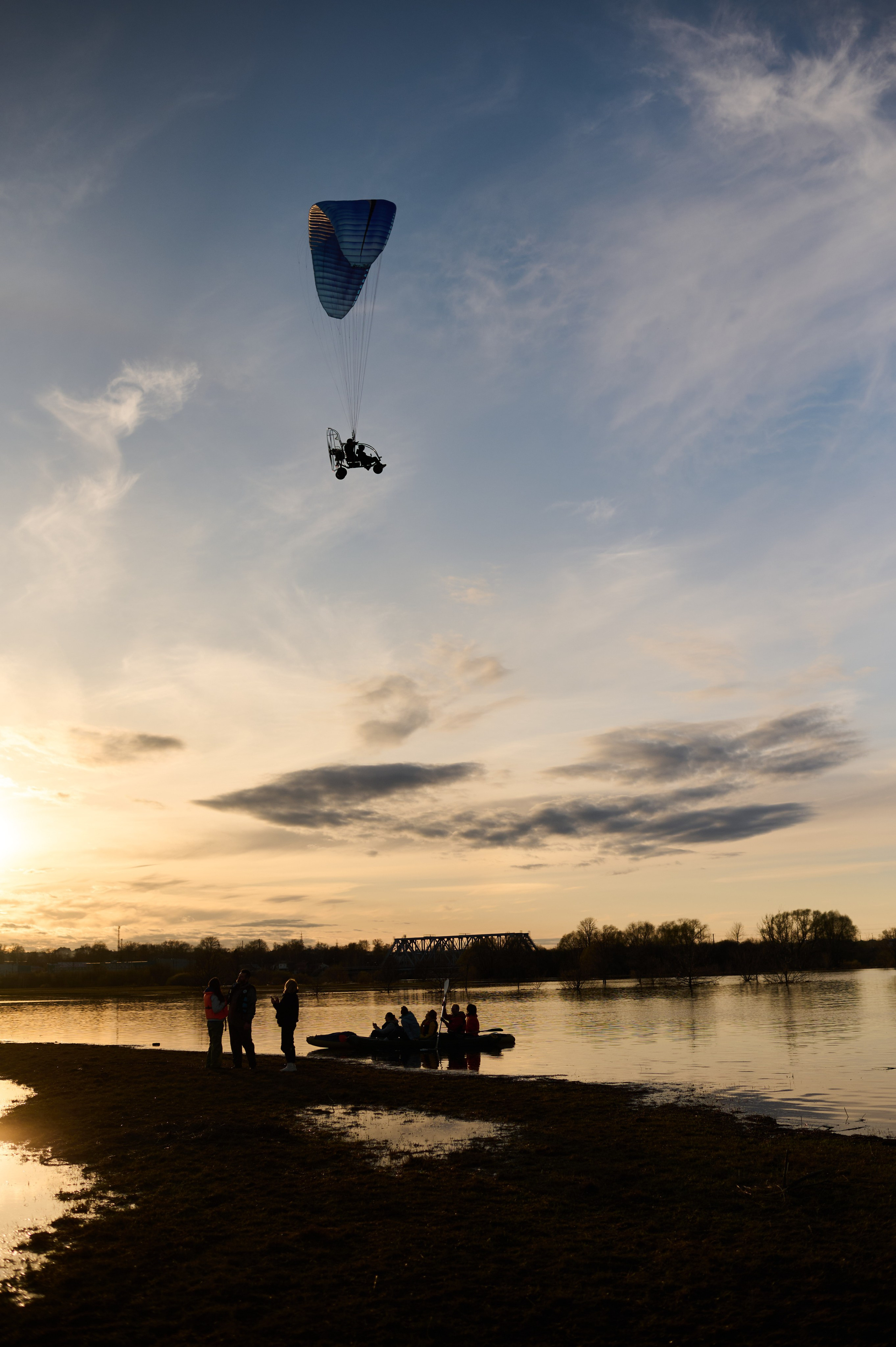 Владимир Покрова на Нерли, апрель. Главная