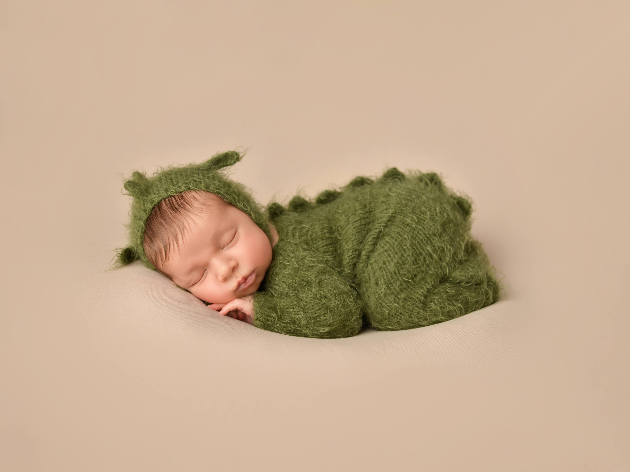 Фотосессия новорожденных Краснодар. Фотограф новорожденных Краснодар Малышенко Надежда