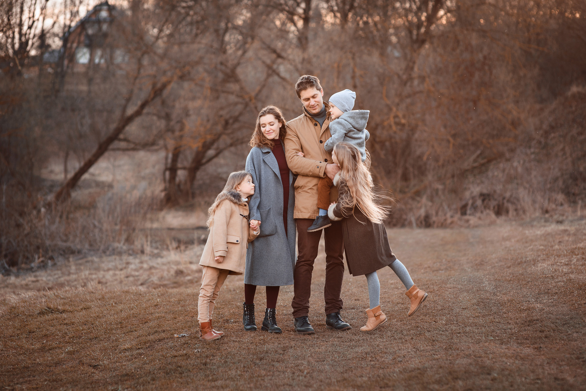 Весенняя фотосессия для семьи Анны и Кирилла. Семейный и женский фотограф Красноярск Екатерина Пусенкова