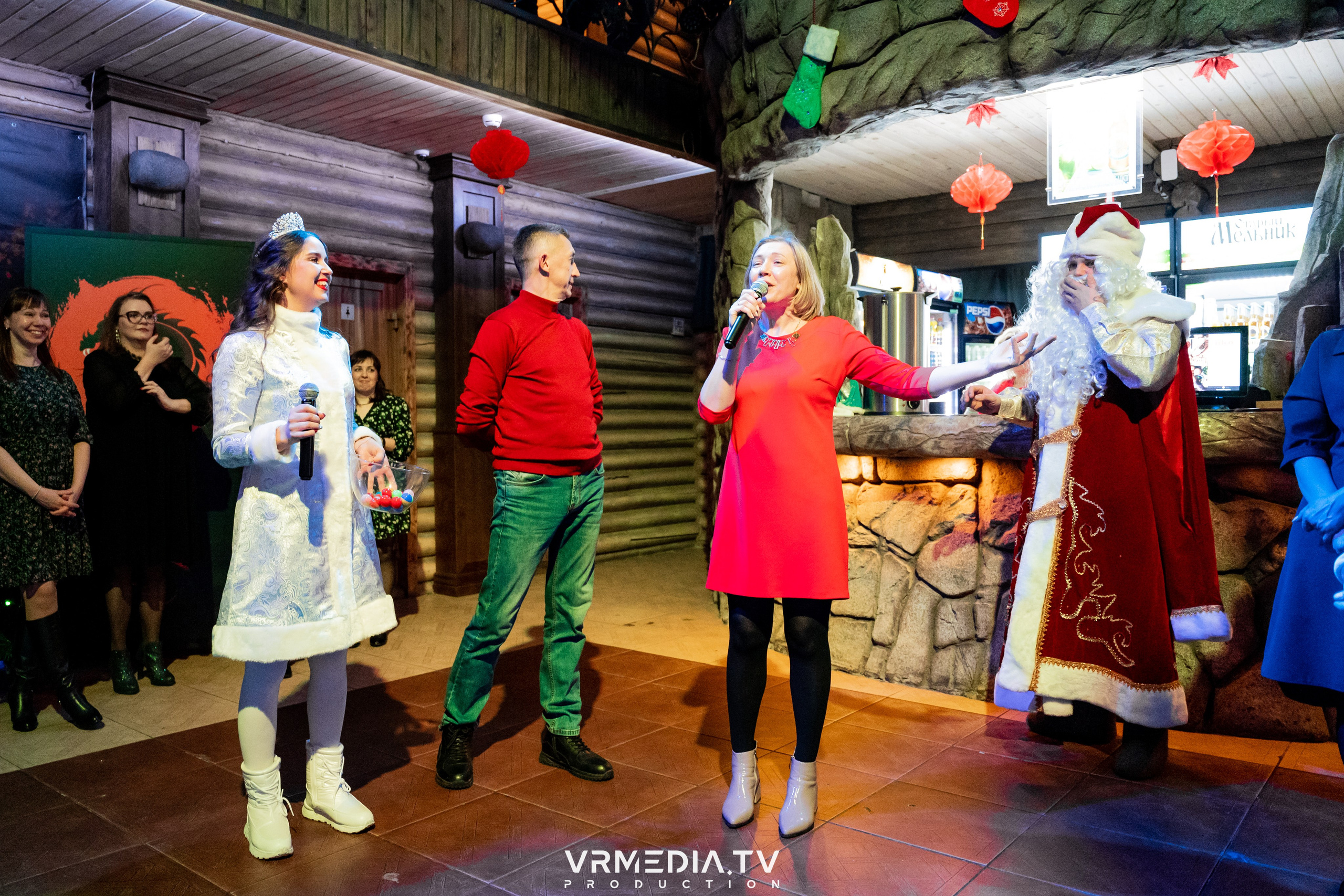 Новогодний вечер «У Петровича»