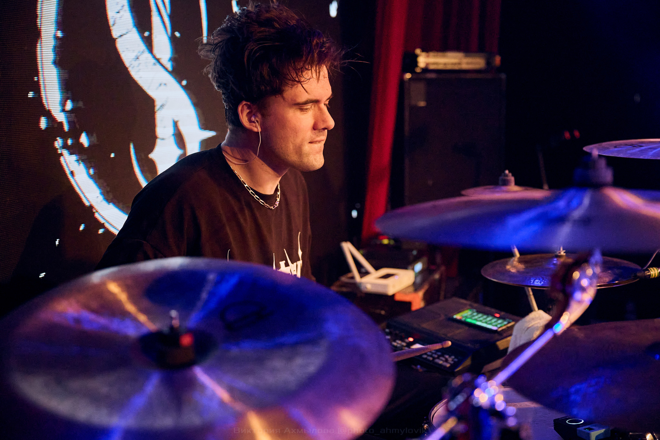 26.06.2024 iOstra 16 Тонн. Виктория Ахмылова. Фотограф в Москве