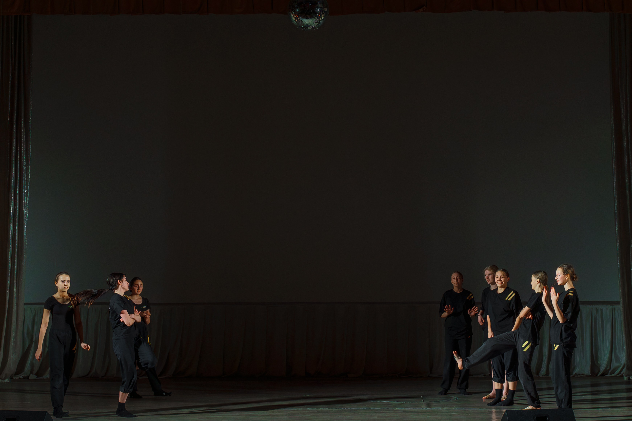 Танцевальный конкурс, репортаж. Фотограф видеограф Геннадий Янбаев в Сочи, Краснодаре