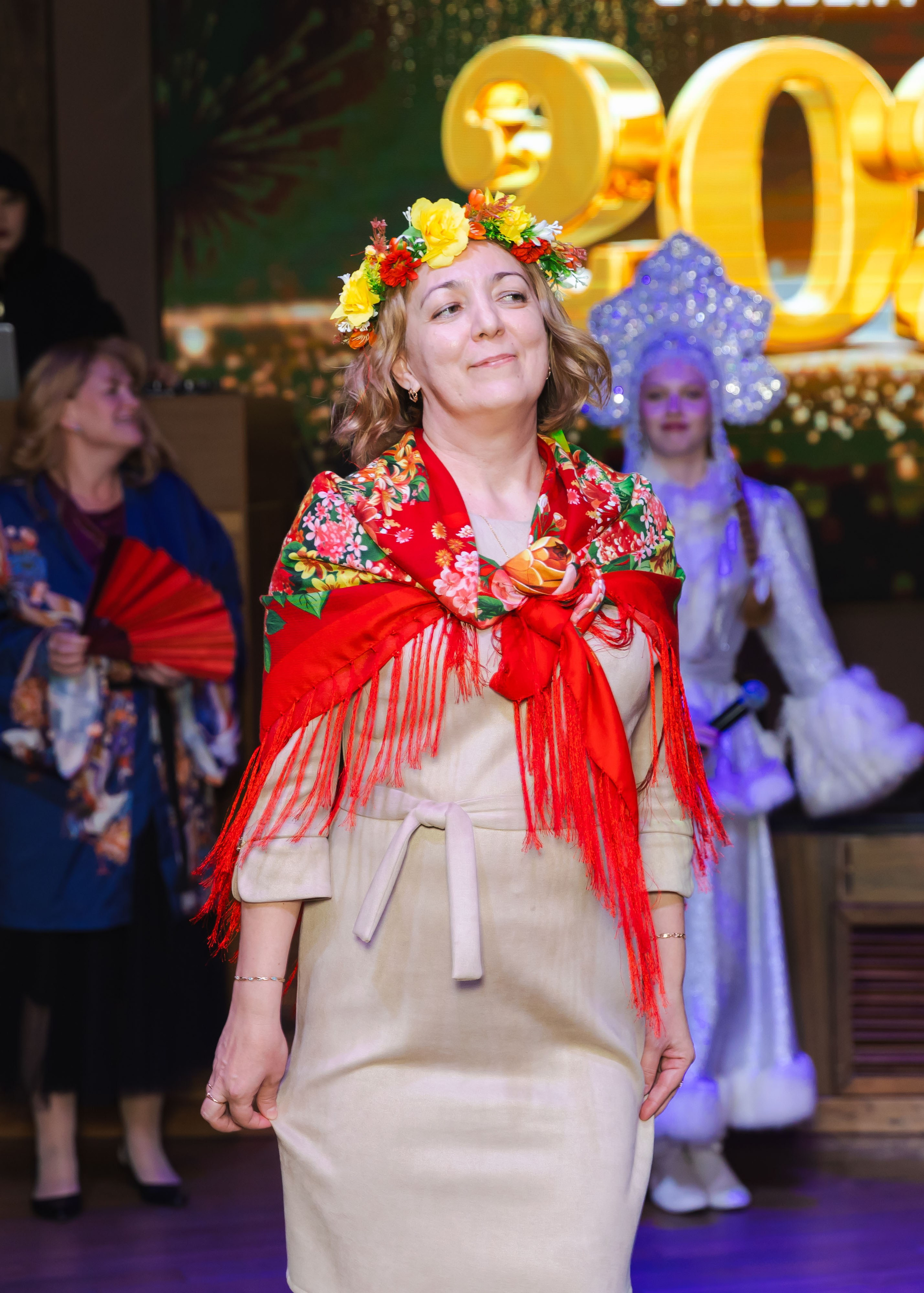 Предновогодка кипарис 2025. ФОТОГРАФ ВИНОГРАДОВА ДАРЬЯ