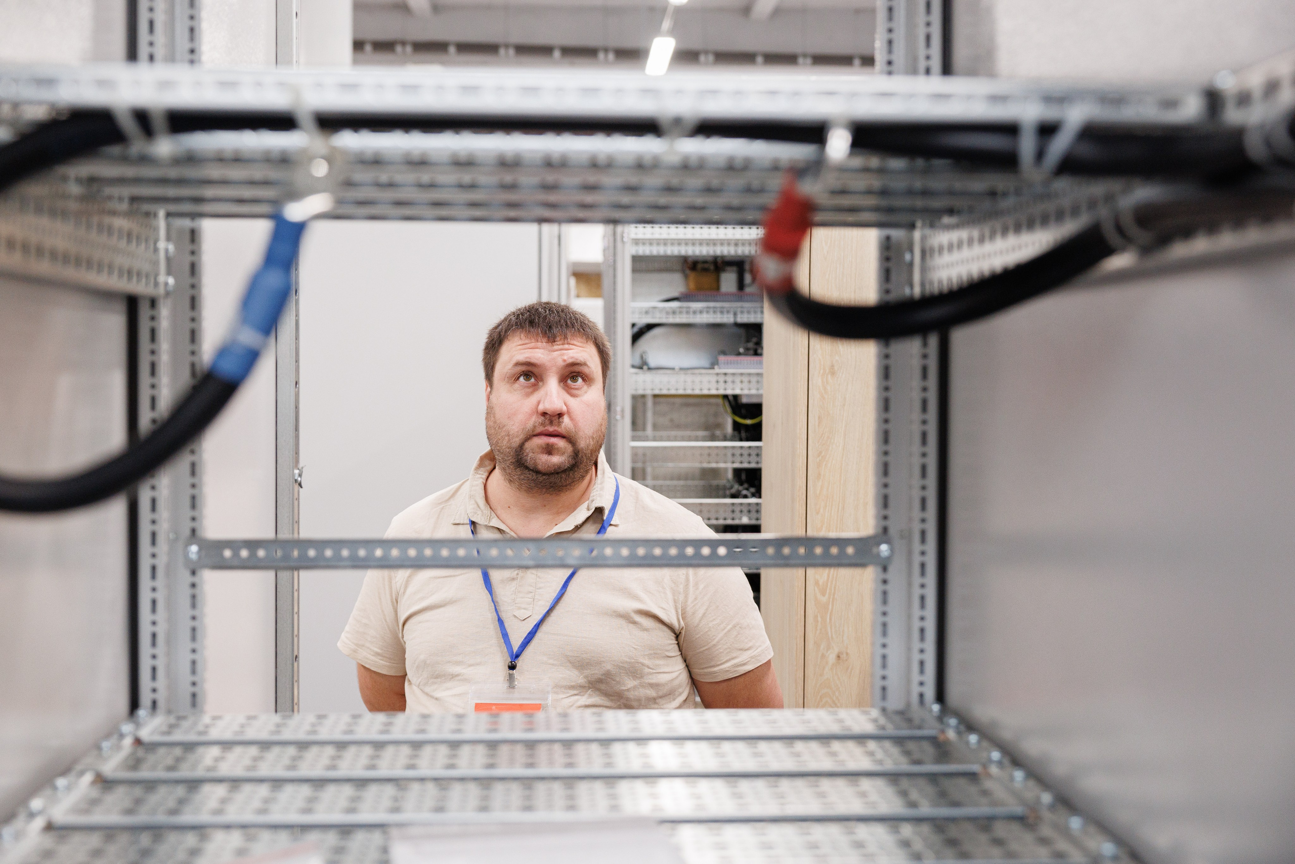 Вольтаг — Экскурсия по производству. Контент для бизнеса в Екатеринбурге Полдень Медиа